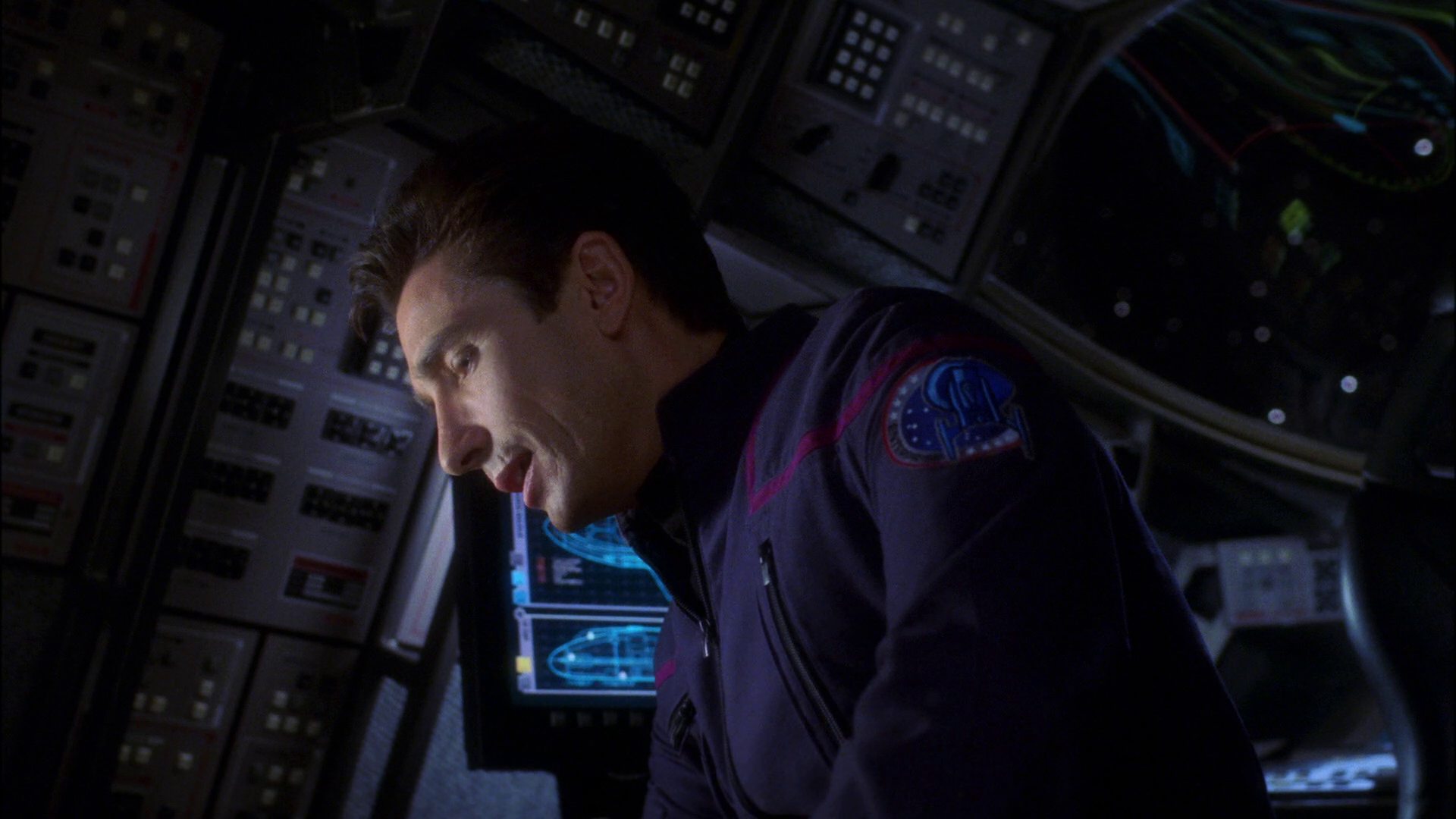 extant_StarTrek_ENT_1x16-ShuttlepodOne_0974.jpg