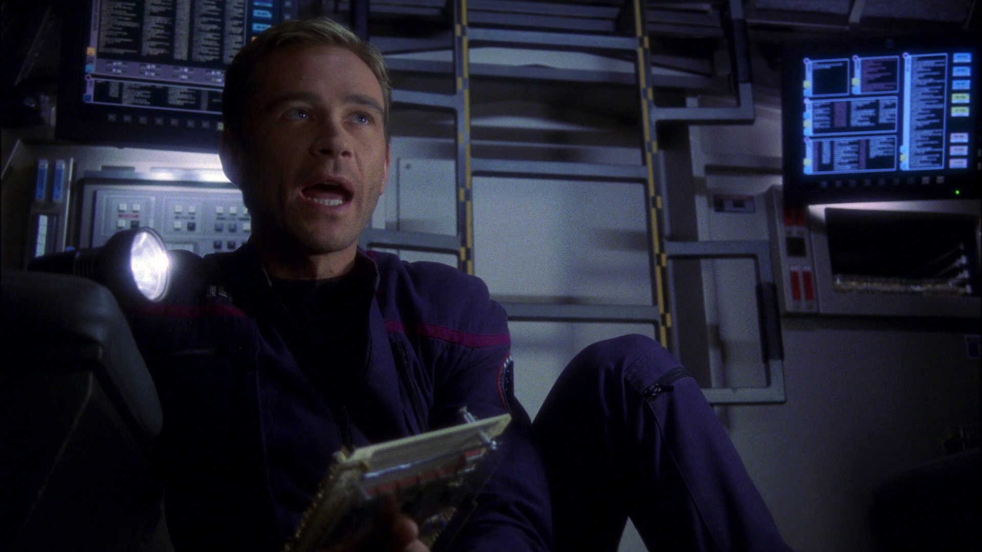 extant_StarTrek_ENT_1x16-ShuttlepodOne_0982.jpg