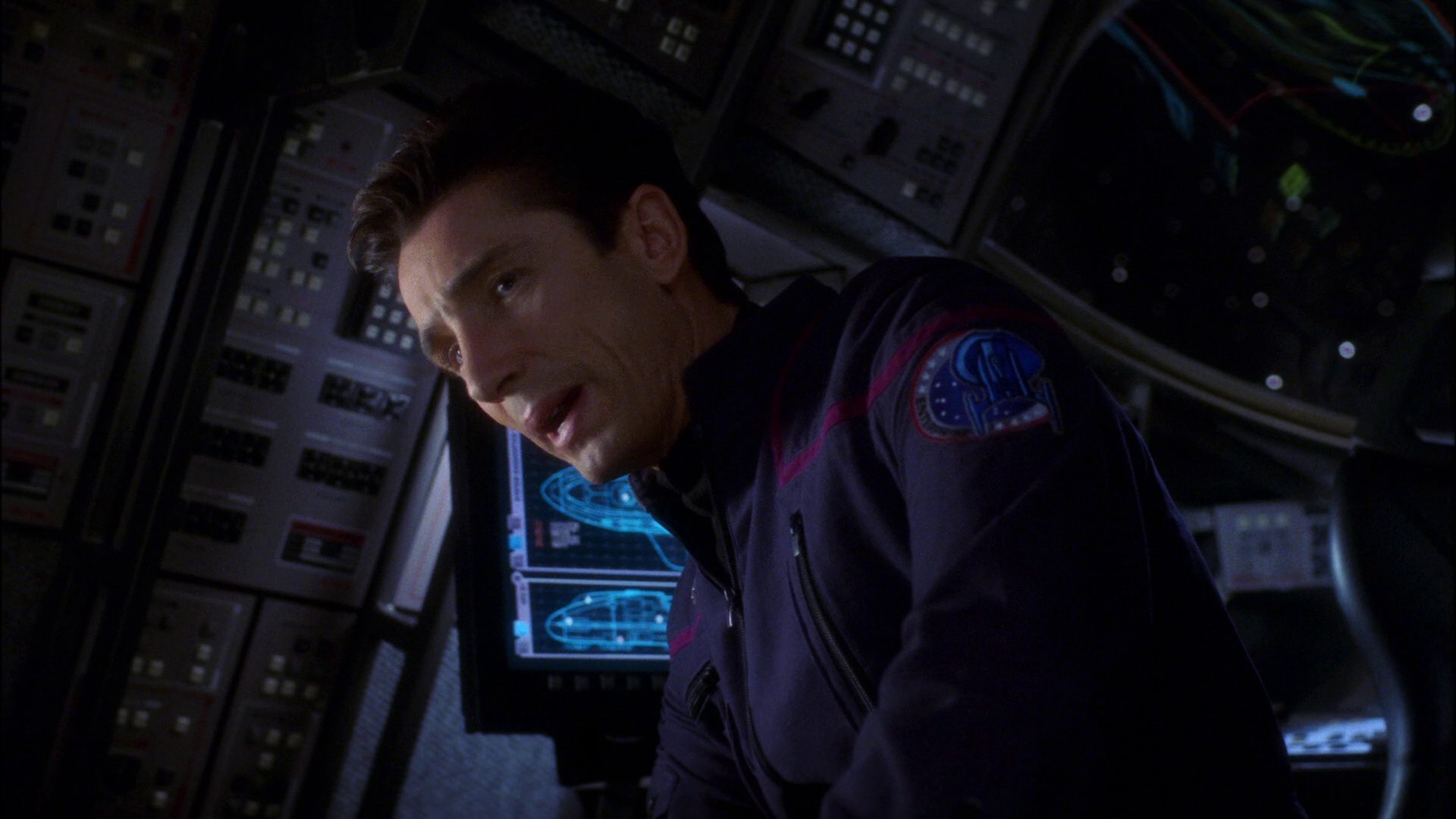 extant_StarTrek_ENT_1x16-ShuttlepodOne_0984.jpg