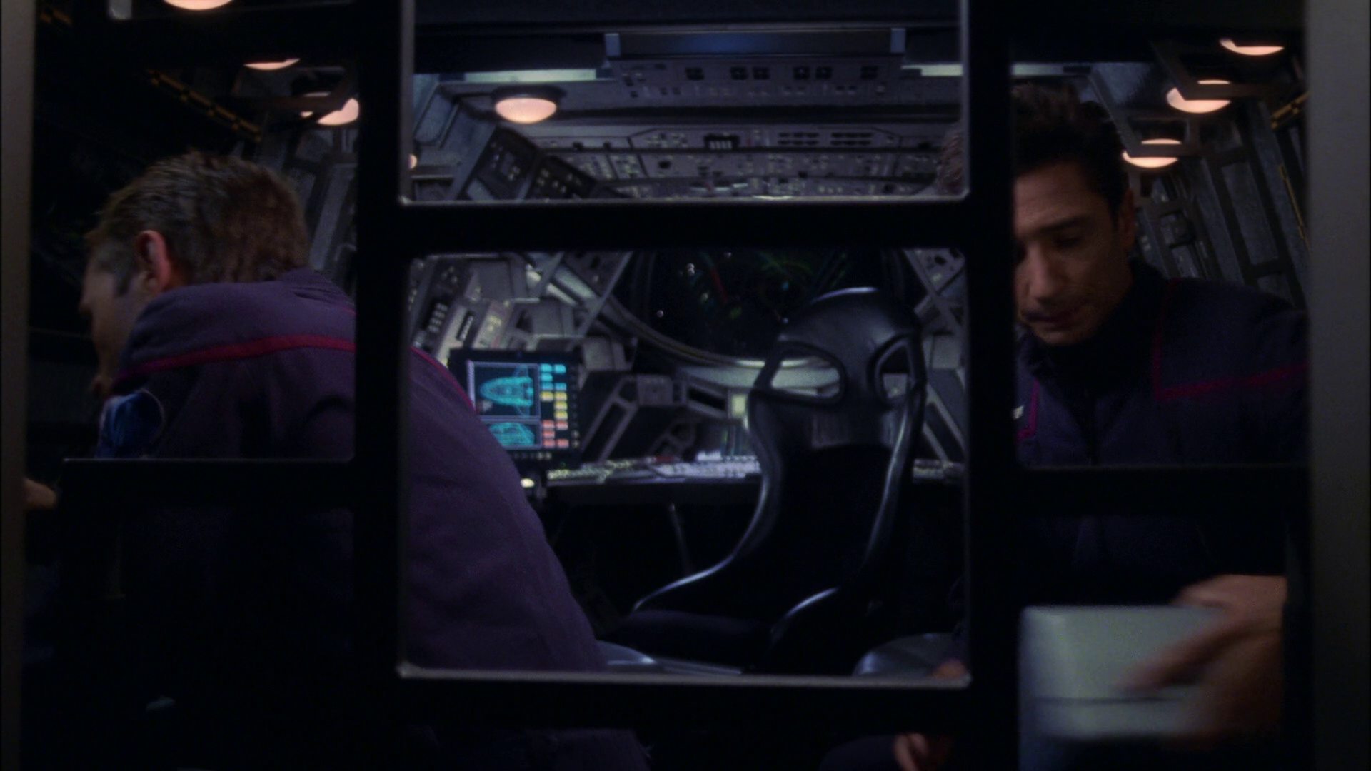 extant_StarTrek_ENT_1x16-ShuttlepodOne_1041.jpg