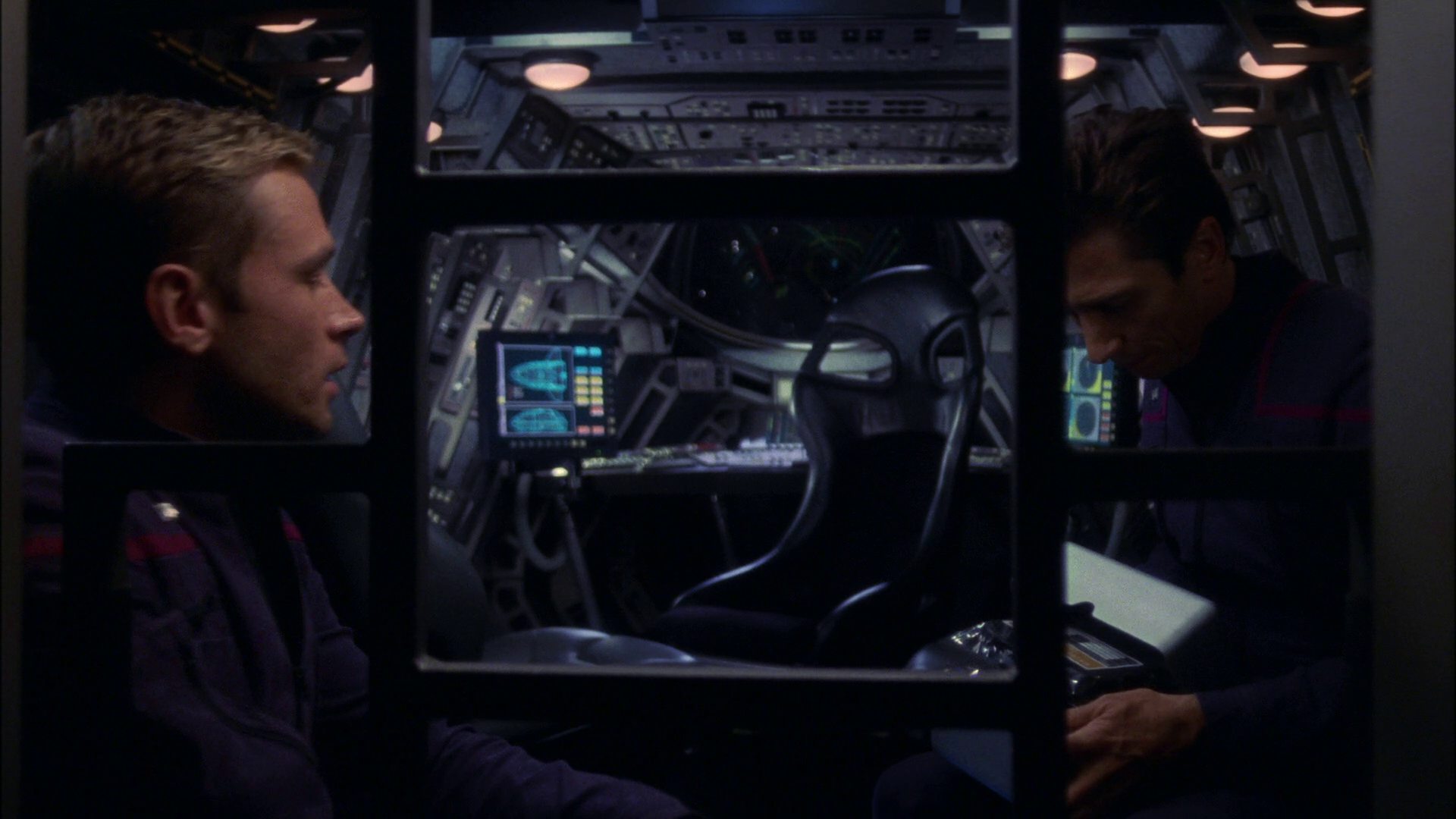 extant_StarTrek_ENT_1x16-ShuttlepodOne_1047.jpg