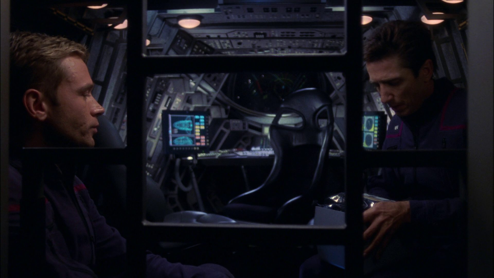 extant_StarTrek_ENT_1x16-ShuttlepodOne_1052.jpg