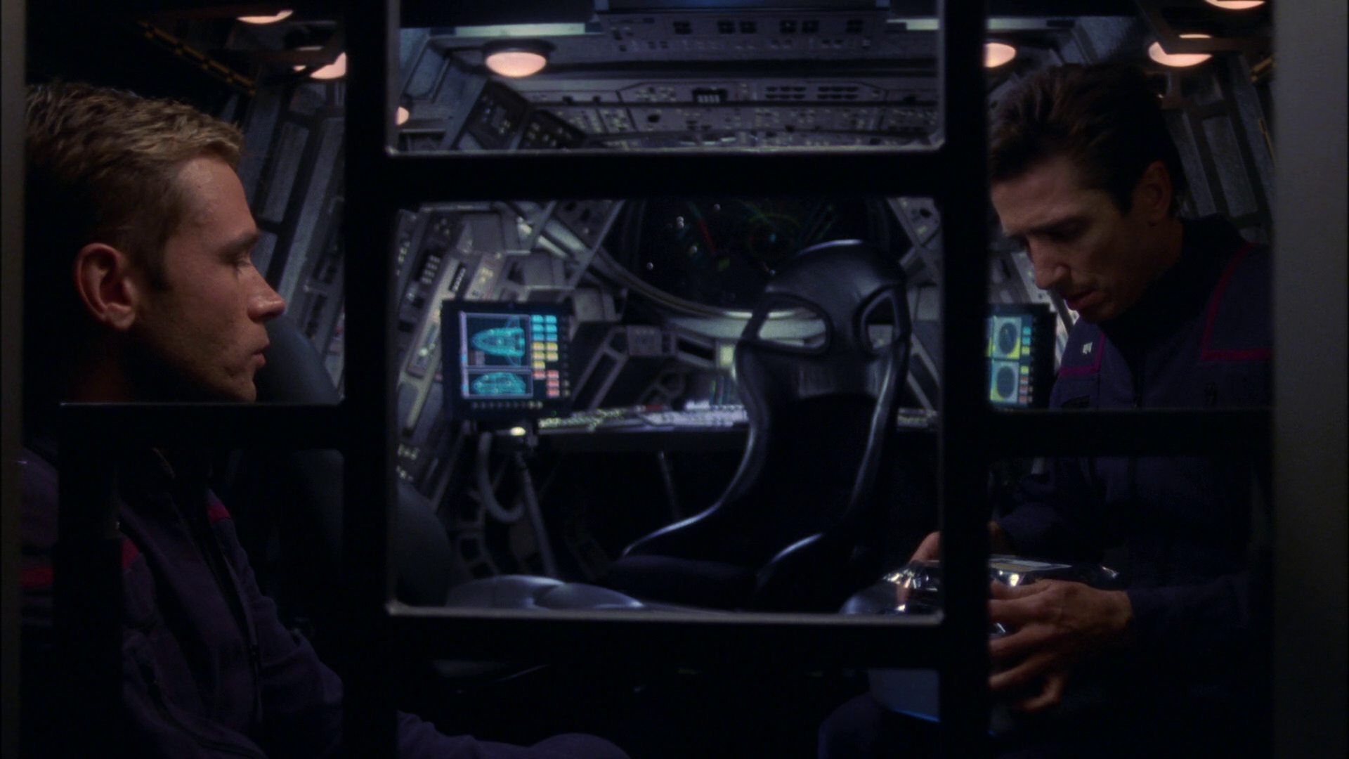 extant_StarTrek_ENT_1x16-ShuttlepodOne_1054.jpg
