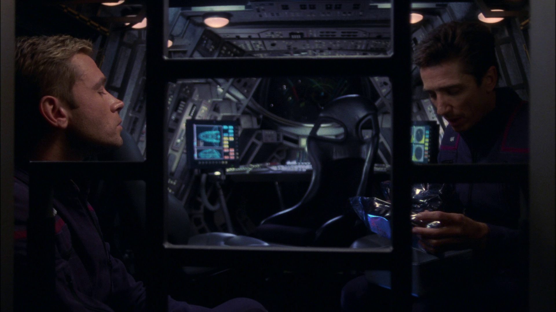 extant_StarTrek_ENT_1x16-ShuttlepodOne_1070.jpg