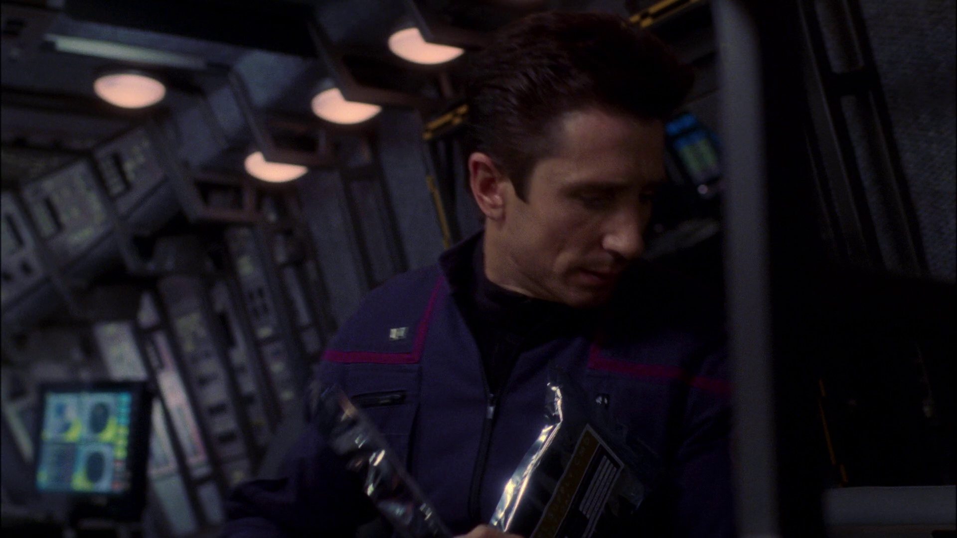 extant_StarTrek_ENT_1x16-ShuttlepodOne_1076.jpg