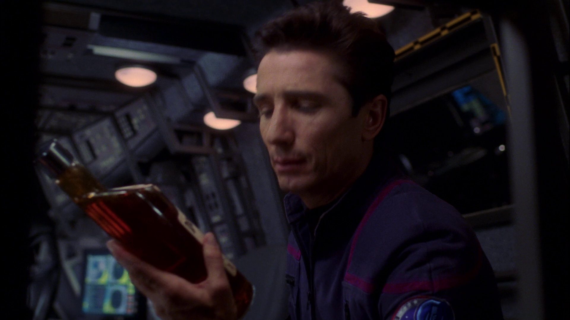 extant_StarTrek_ENT_1x16-ShuttlepodOne_1082.jpg