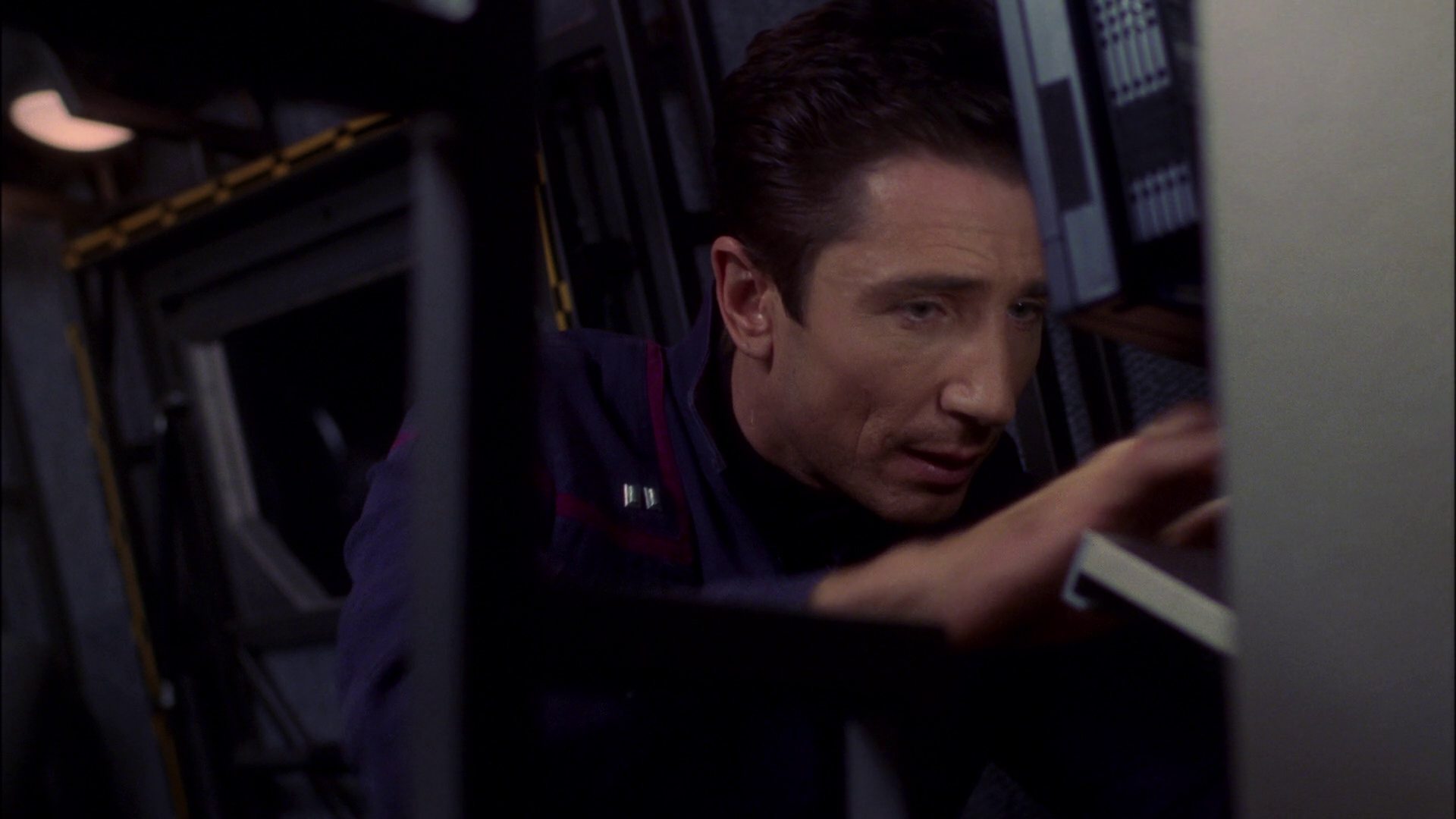 extant_StarTrek_ENT_1x16-ShuttlepodOne_1108.jpg