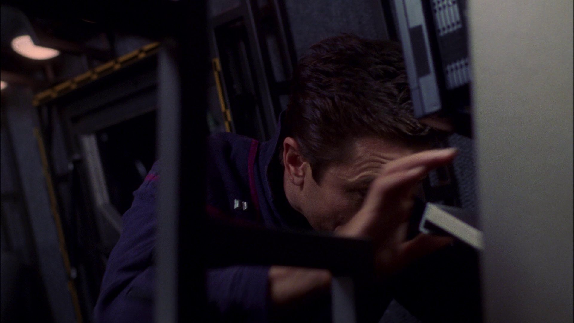 extant_StarTrek_ENT_1x16-ShuttlepodOne_1130.jpg