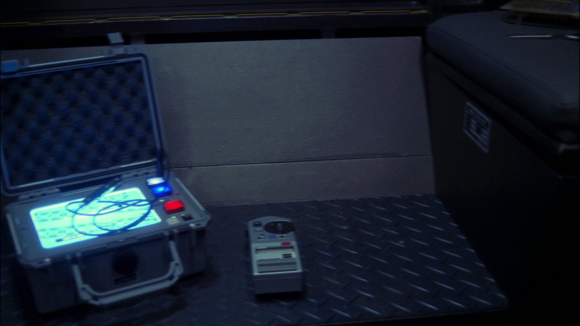 extant_StarTrek_ENT_1x16-ShuttlepodOne_1201.jpg