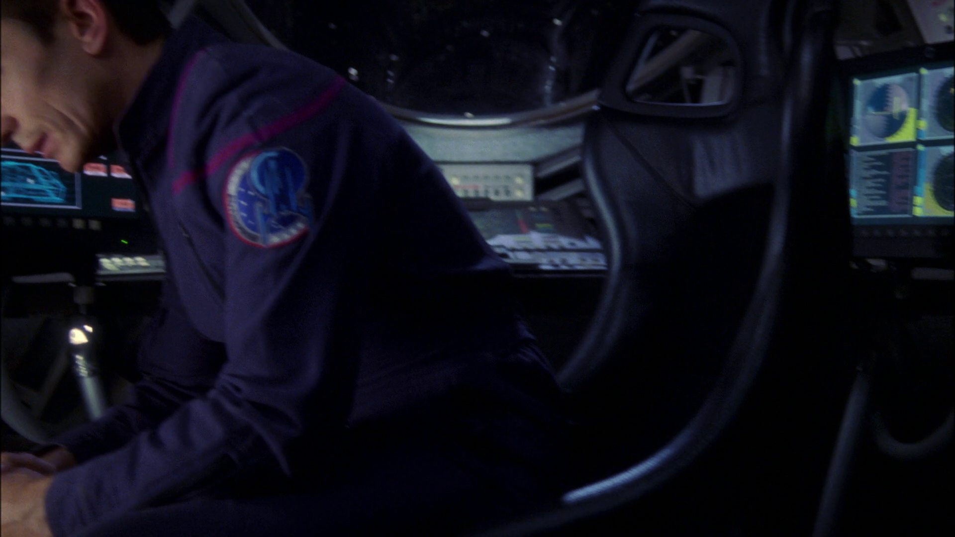 extant_StarTrek_ENT_1x16-ShuttlepodOne_1211.jpg