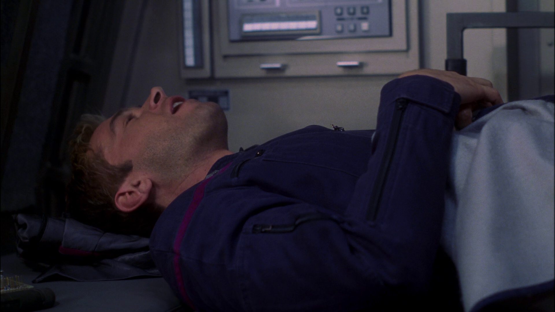 extant_StarTrek_ENT_1x16-ShuttlepodOne_1223.jpg