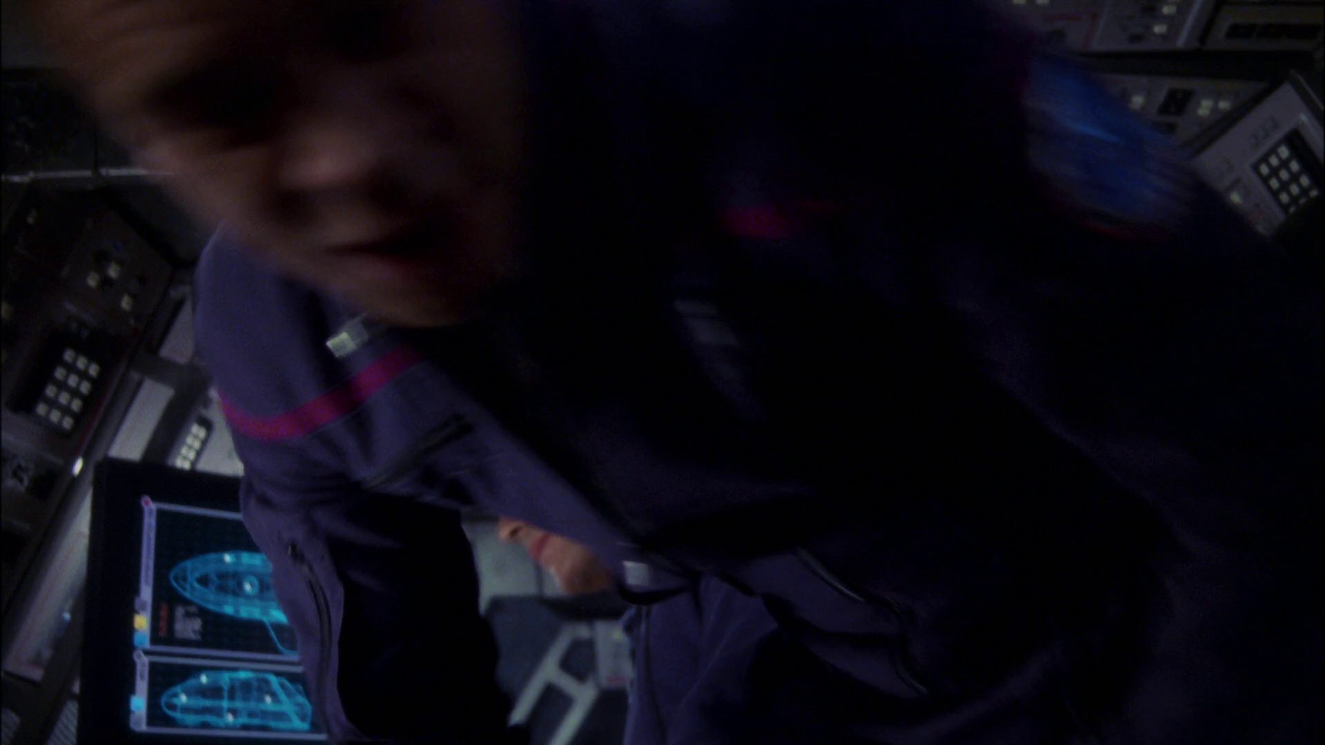 extant_StarTrek_ENT_1x16-ShuttlepodOne_1331.jpg