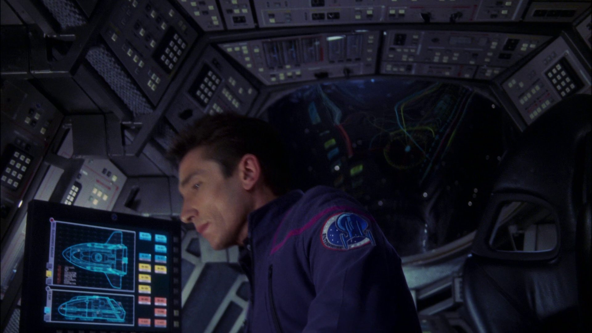 extant_StarTrek_ENT_1x16-ShuttlepodOne_1333.jpg