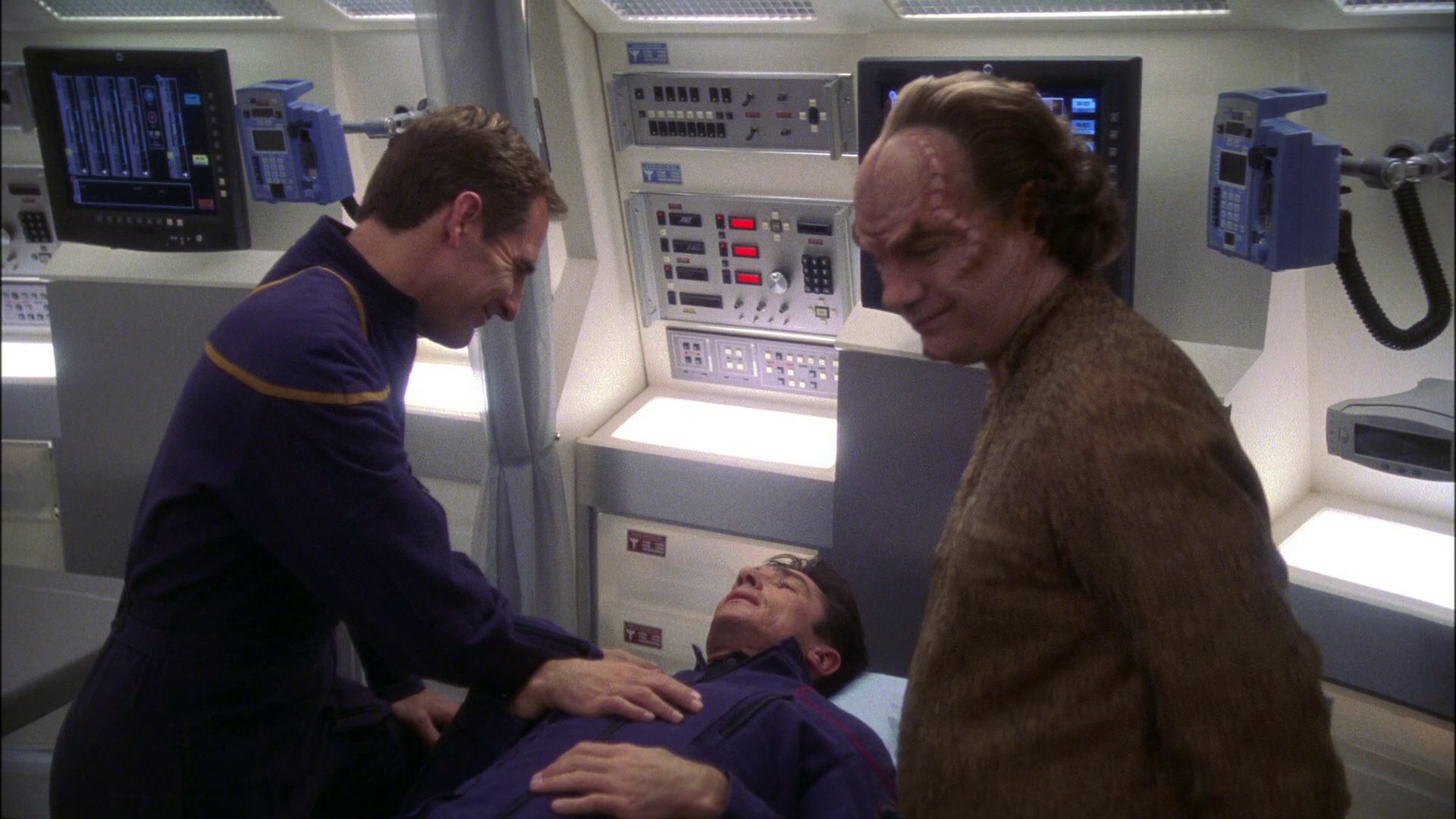 extant_StarTrek_ENT_1x16-ShuttlepodOne_1390.jpg