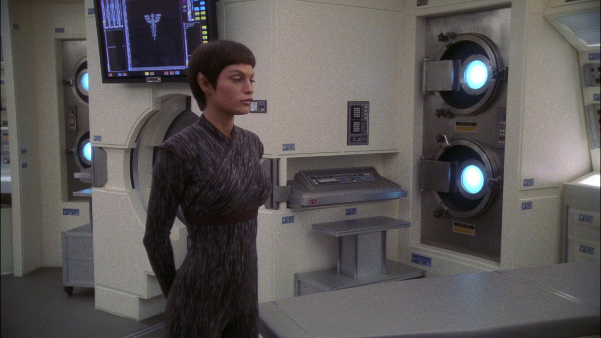 extant_StarTrek_ENT_1x16-ShuttlepodOne_1397.jpg