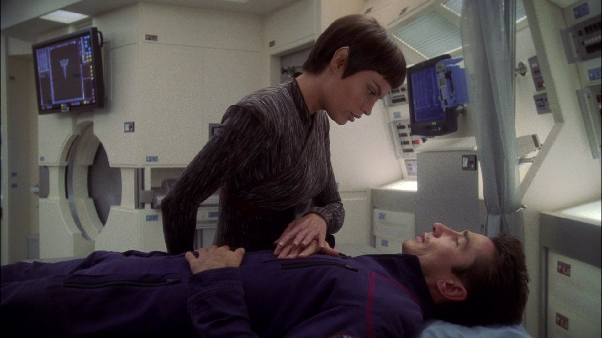 extant_StarTrek_ENT_1x16-ShuttlepodOne_1471.jpg