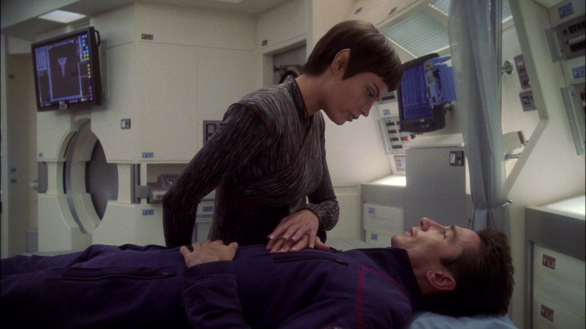 extant_StarTrek_ENT_1x16-ShuttlepodOne_1472.jpg