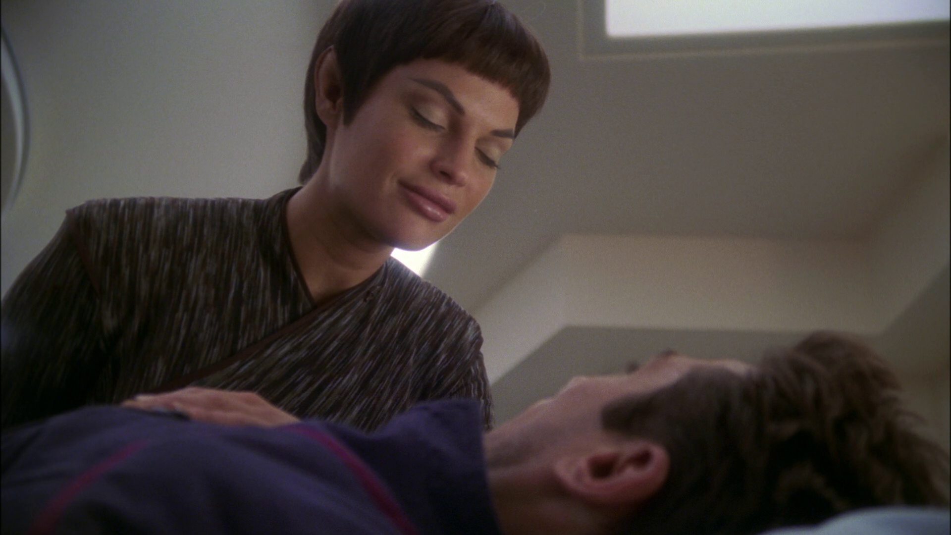extant_StarTrek_ENT_1x16-ShuttlepodOne_1540.jpg