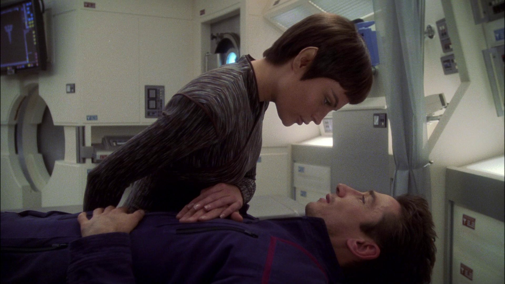 extant_StarTrek_ENT_1x16-ShuttlepodOne_1562.jpg