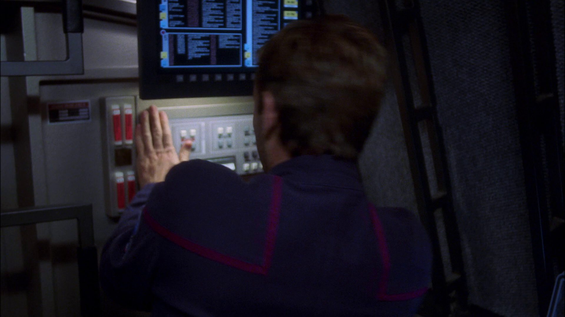 extant_StarTrek_ENT_1x16-ShuttlepodOne_1609.jpg