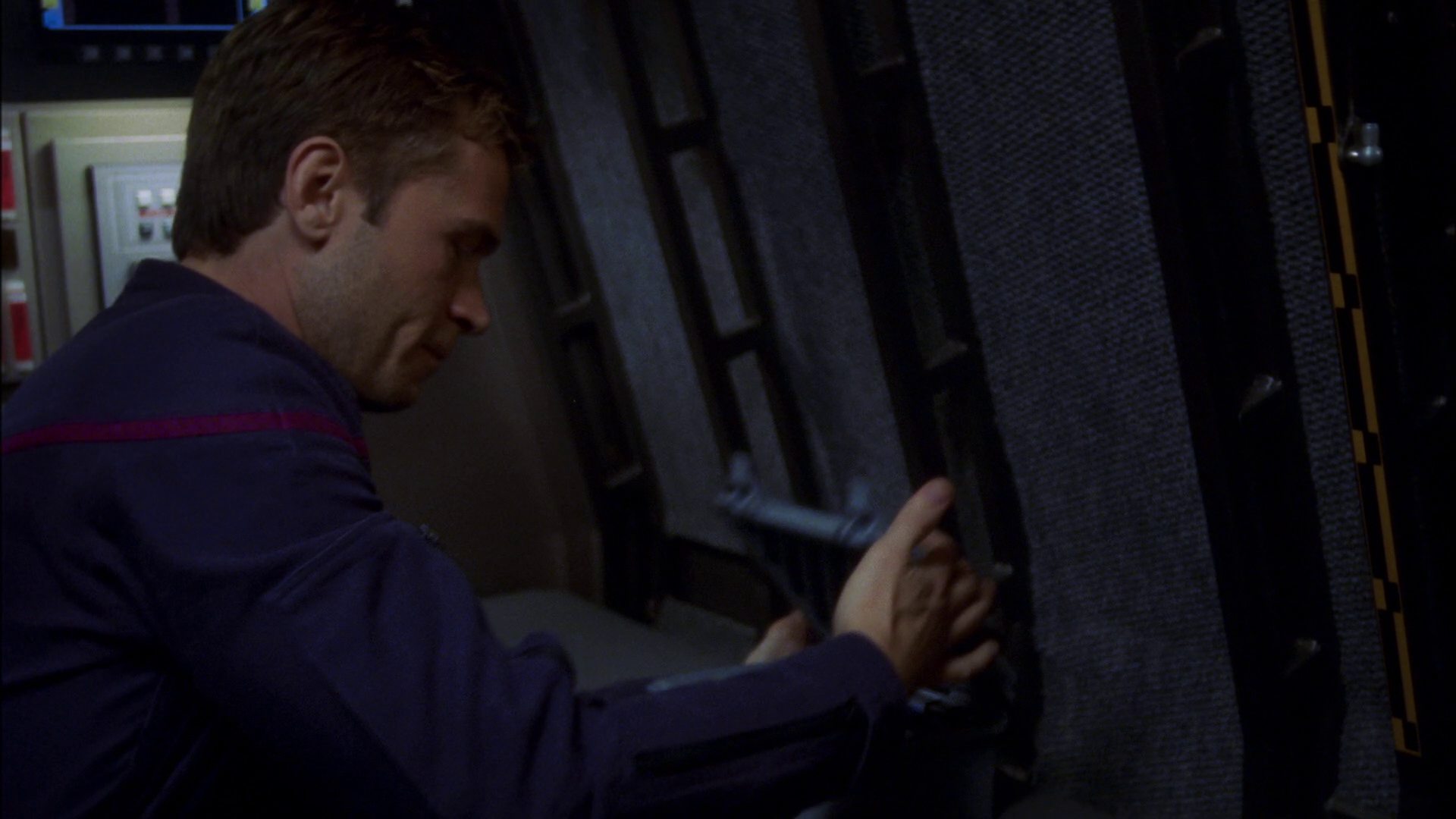extant_StarTrek_ENT_1x16-ShuttlepodOne_1626.jpg