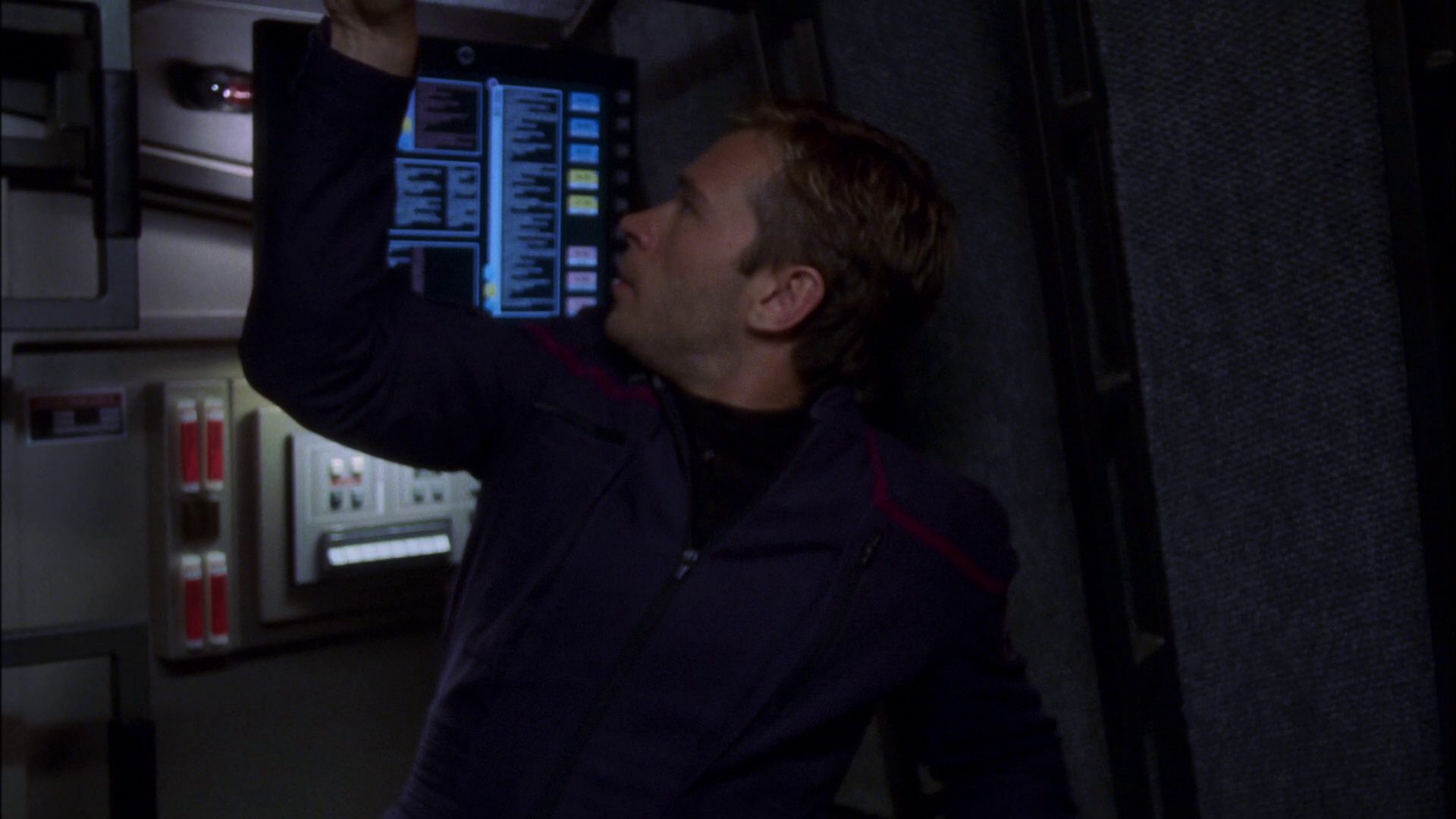 extant_StarTrek_ENT_1x16-ShuttlepodOne_1639.jpg