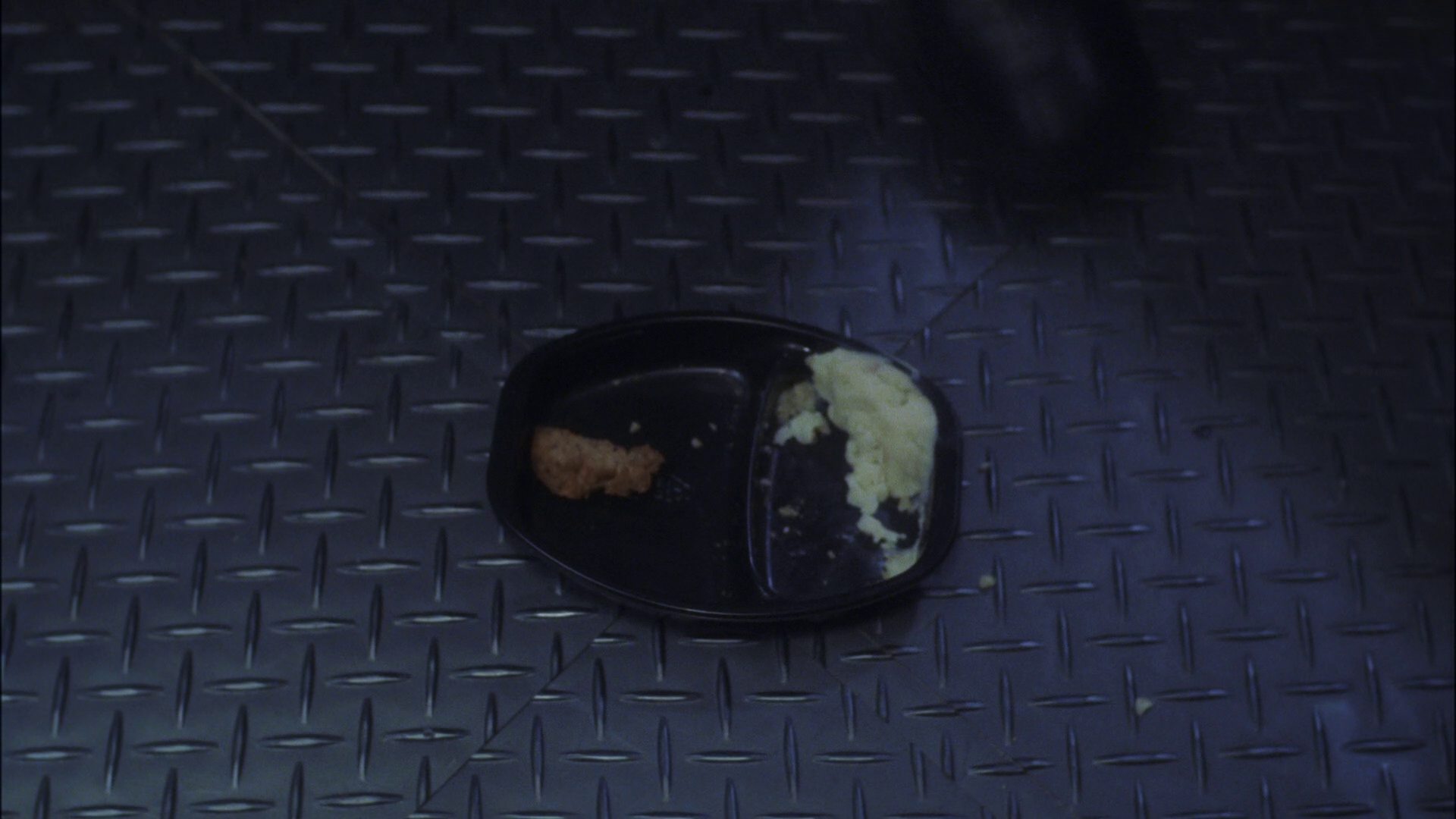 extant_StarTrek_ENT_1x16-ShuttlepodOne_1742.jpg