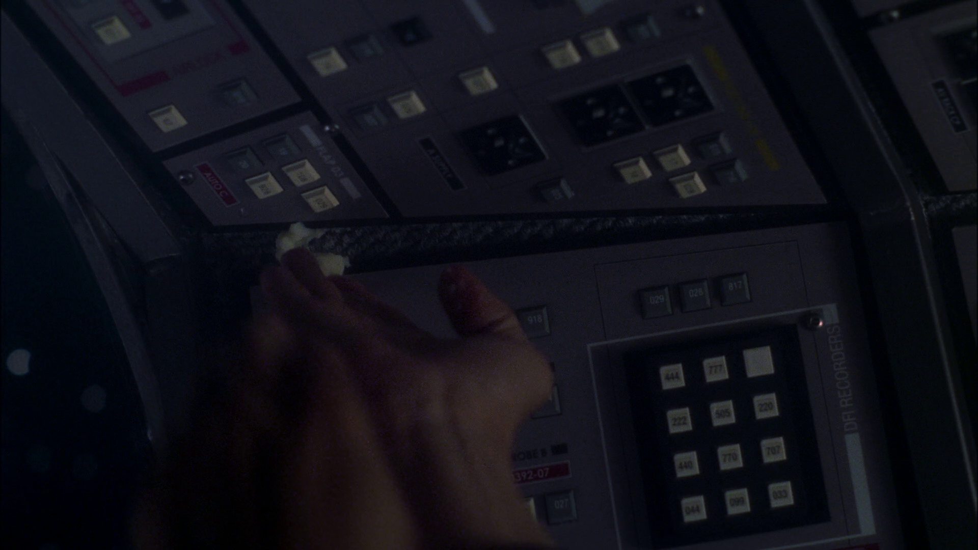 extant_StarTrek_ENT_1x16-ShuttlepodOne_1755.jpg