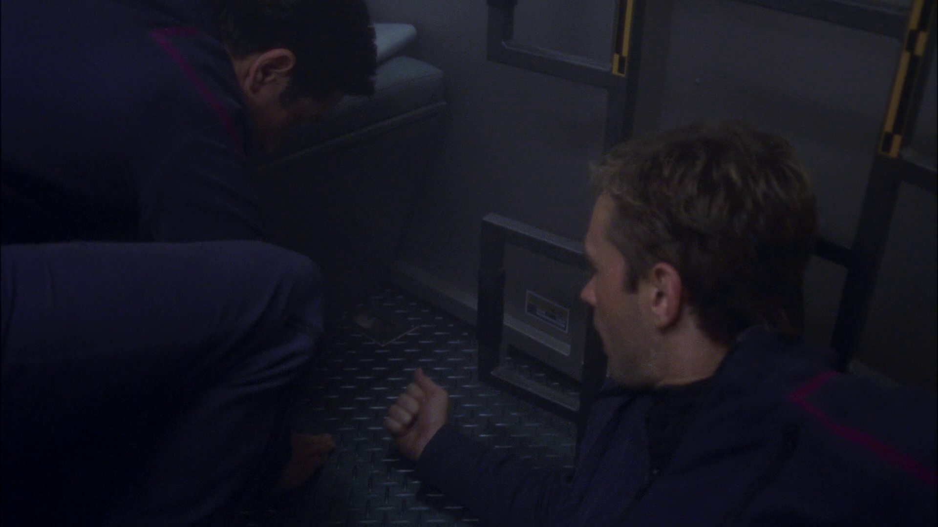 extant_StarTrek_ENT_1x16-ShuttlepodOne_1766.jpg