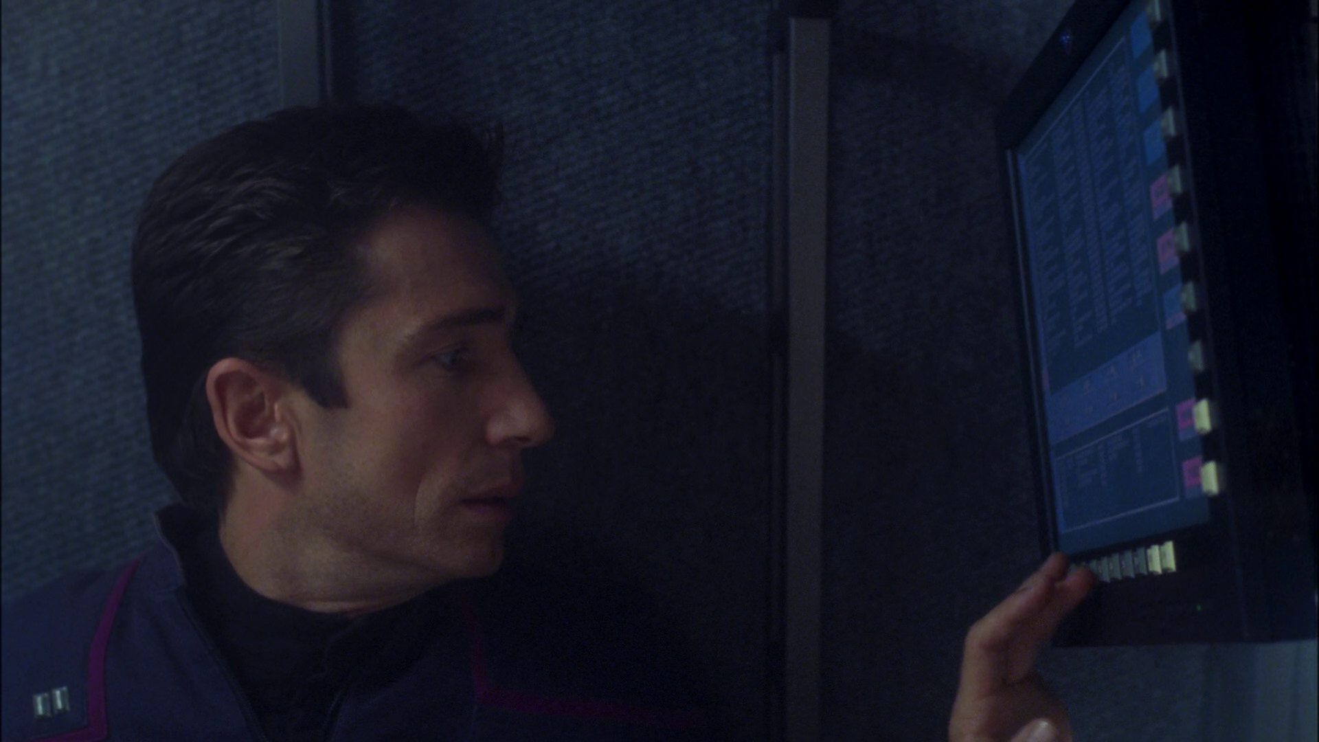 extant_StarTrek_ENT_1x16-ShuttlepodOne_1781.jpg