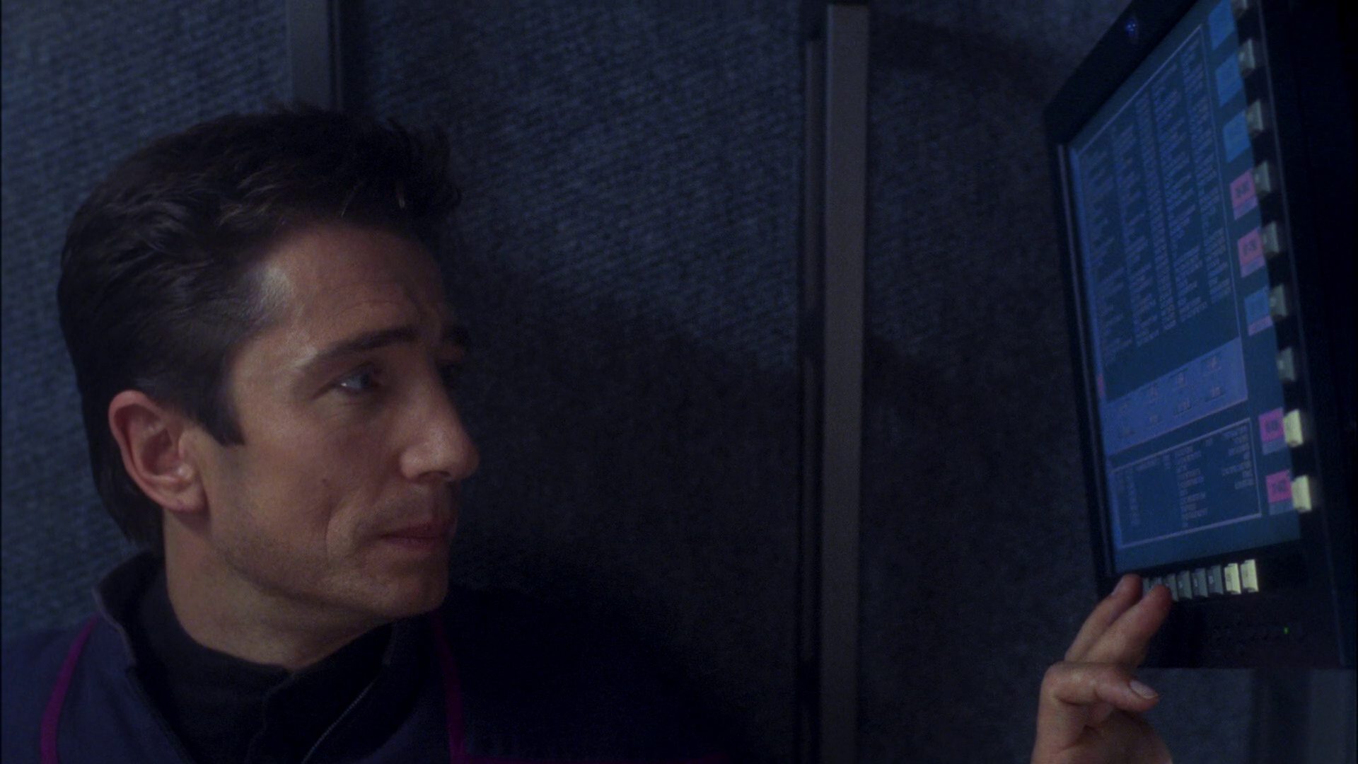 extant_StarTrek_ENT_1x16-ShuttlepodOne_1803.jpg