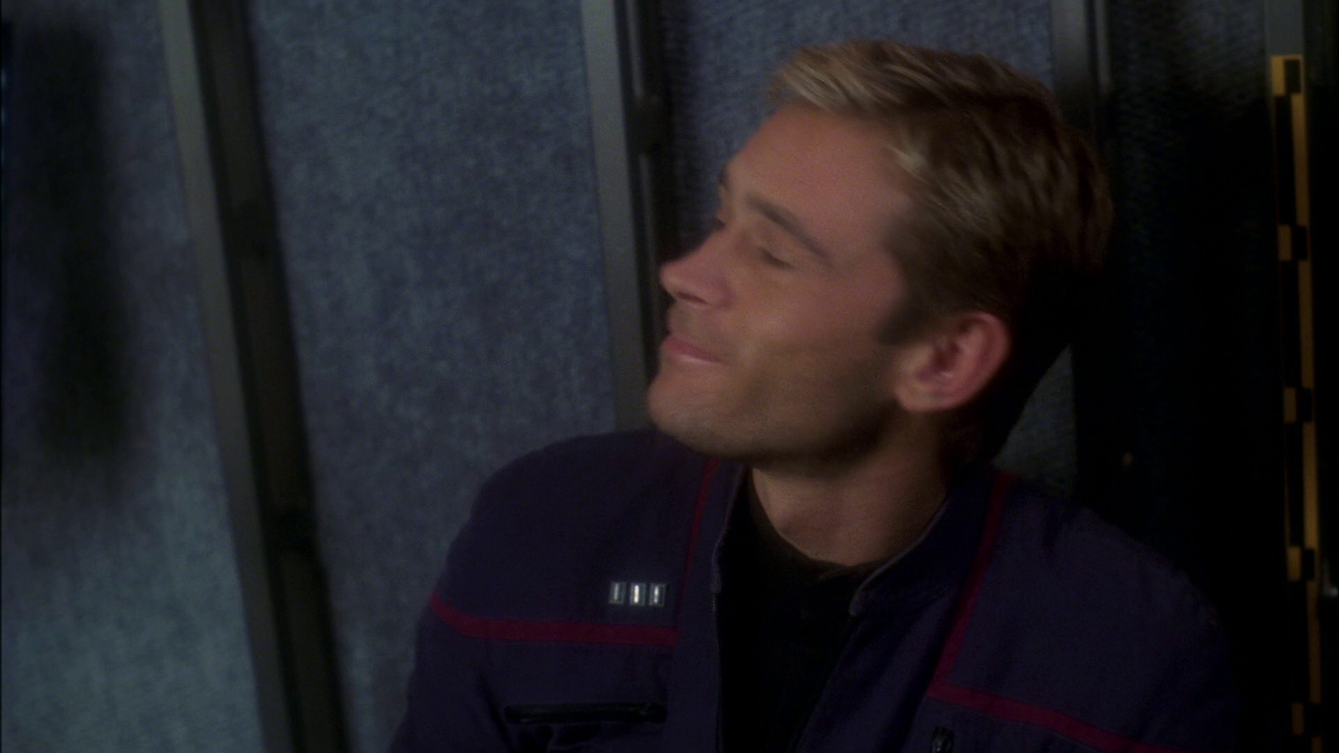 extant_StarTrek_ENT_1x16-ShuttlepodOne_1915.jpg