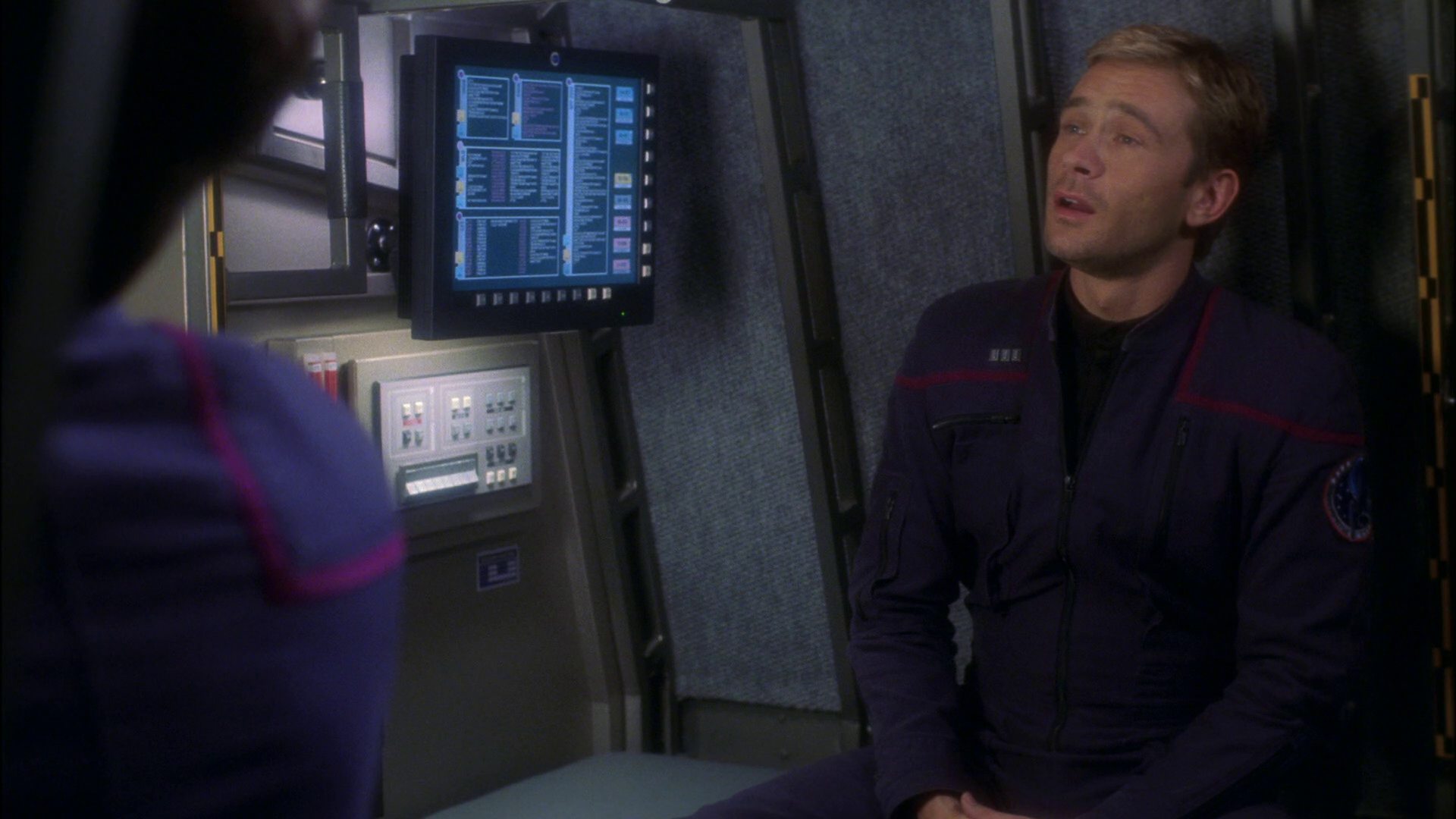extant_StarTrek_ENT_1x16-ShuttlepodOne_1999.jpg