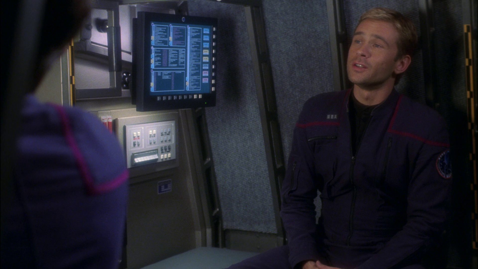 extant_StarTrek_ENT_1x16-ShuttlepodOne_2002.jpg