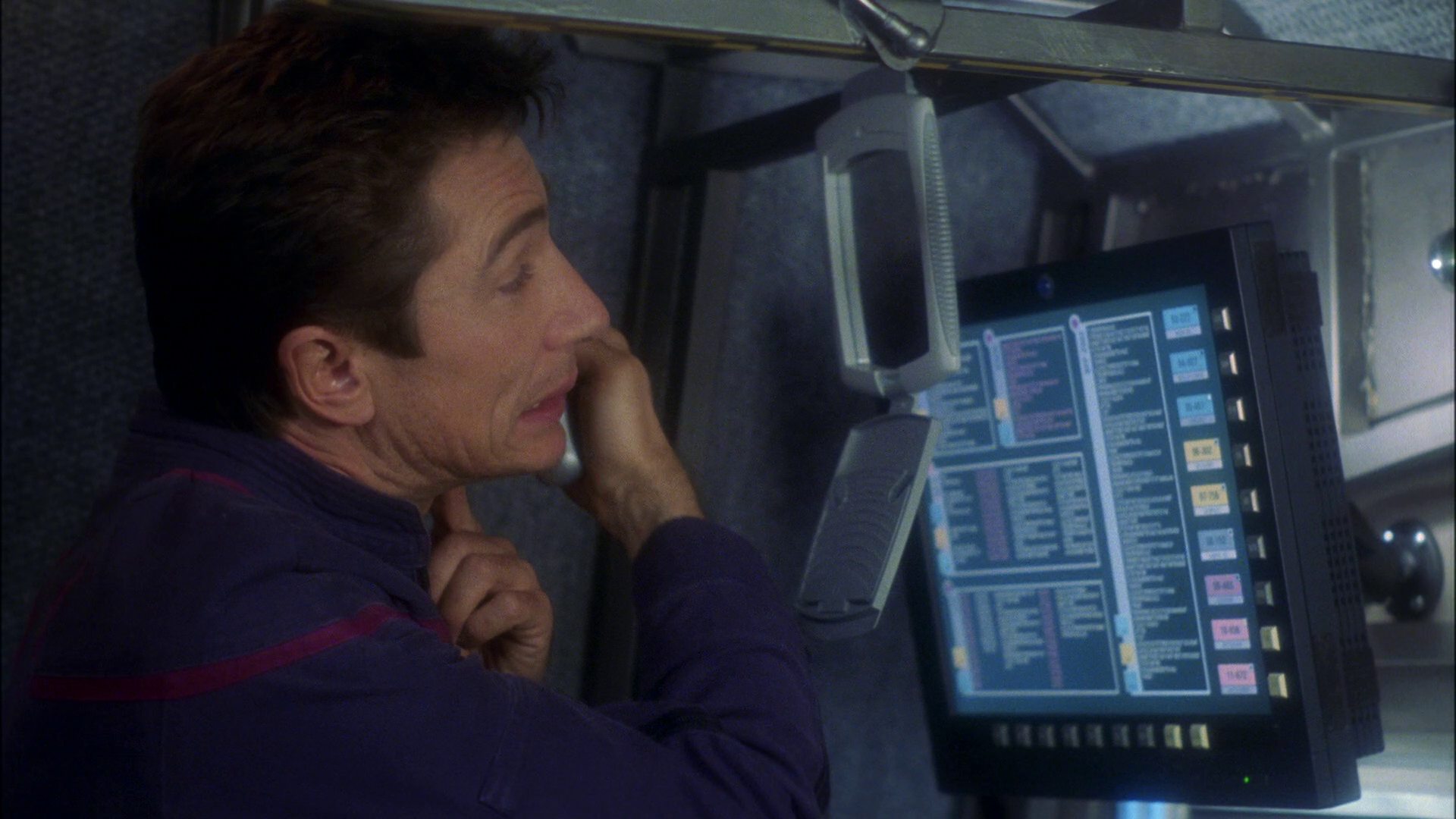 extant_StarTrek_ENT_1x16-ShuttlepodOne_2005.jpg