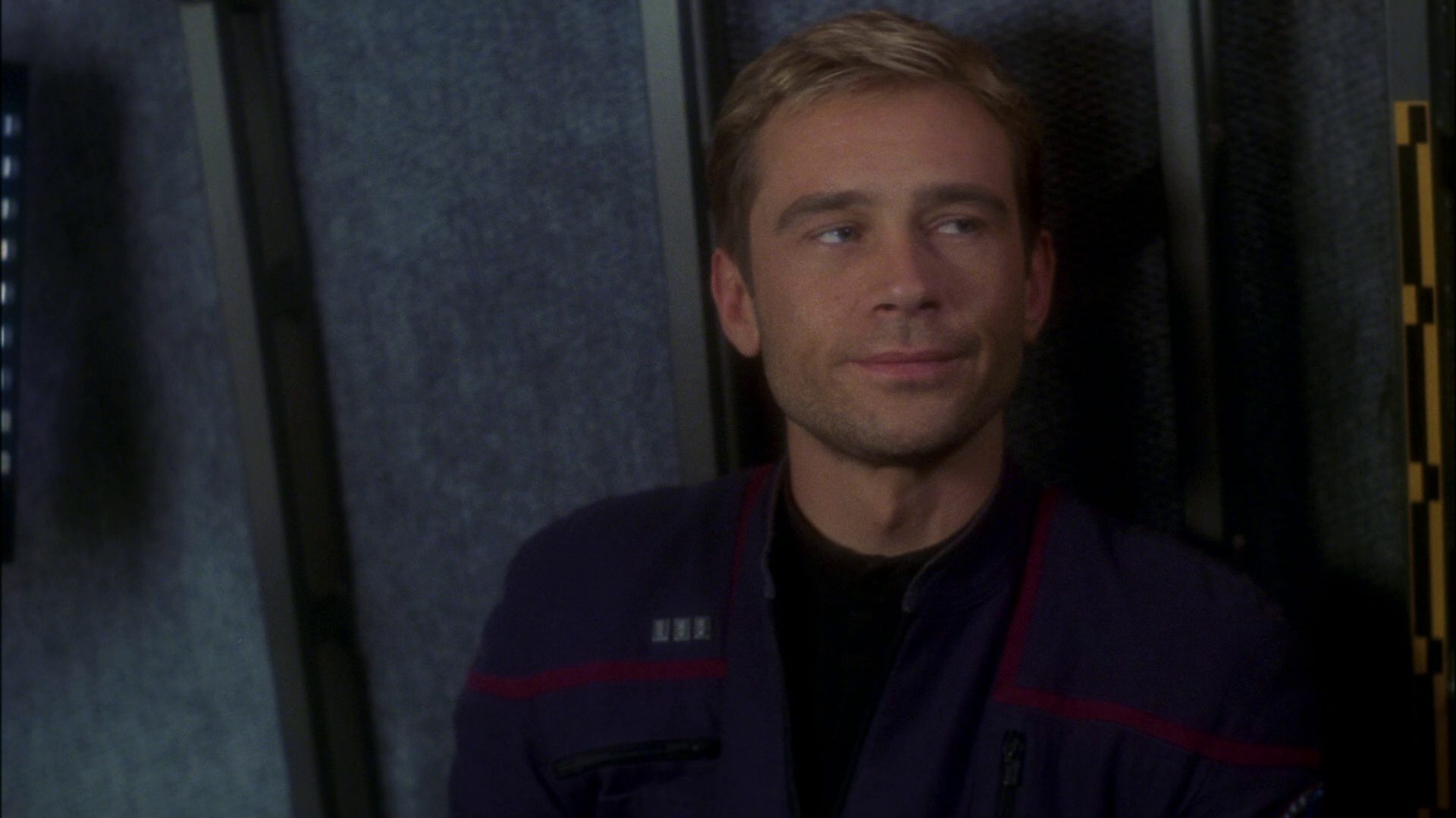 extant_StarTrek_ENT_1x16-ShuttlepodOne_2011.jpg