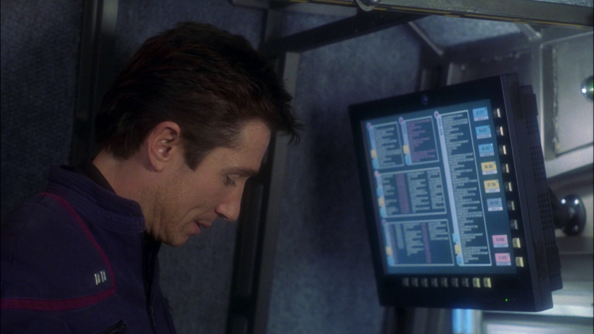 extant_StarTrek_ENT_1x16-ShuttlepodOne_2052.jpg