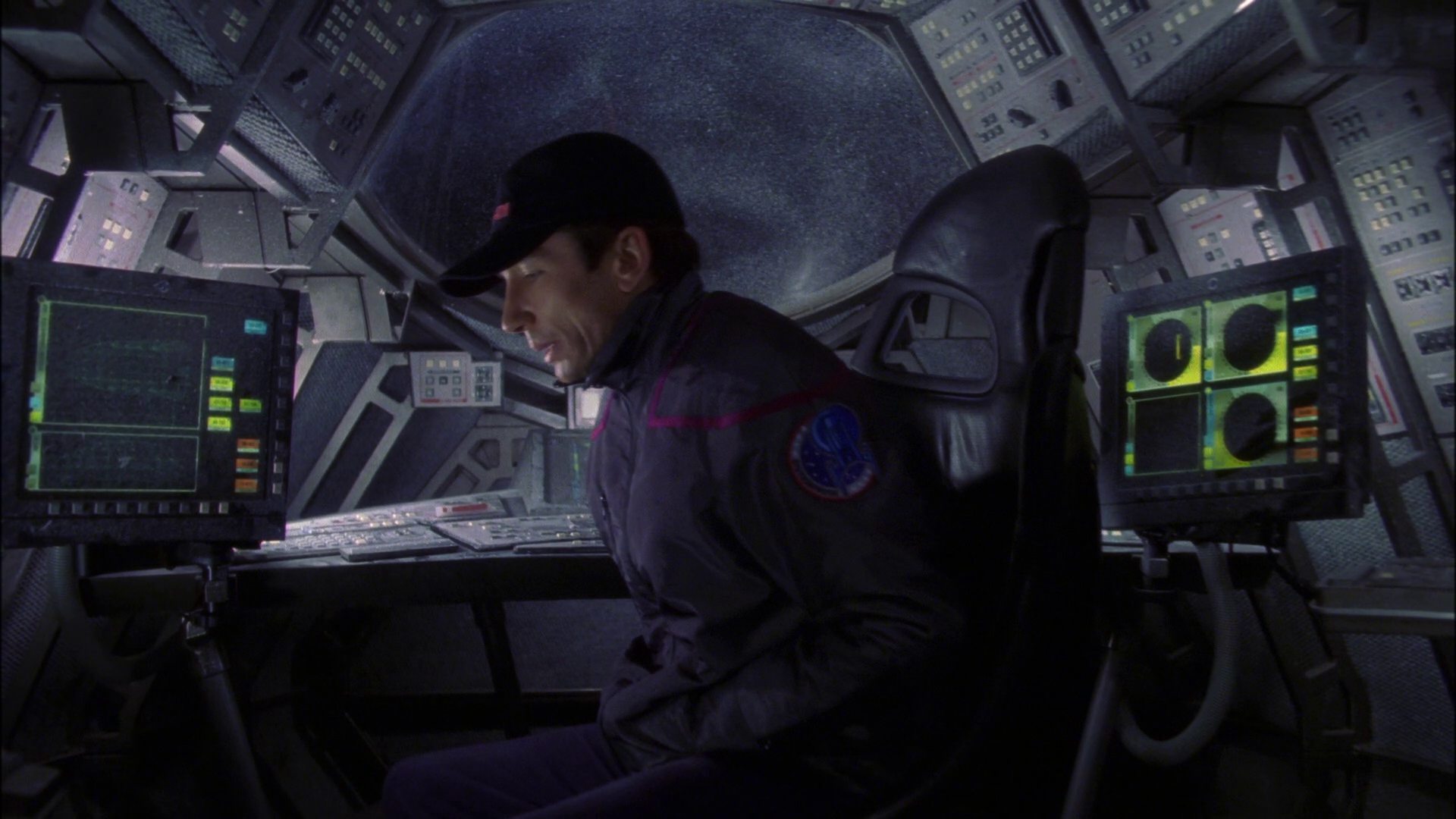 extant_StarTrek_ENT_1x16-ShuttlepodOne_2179.jpg