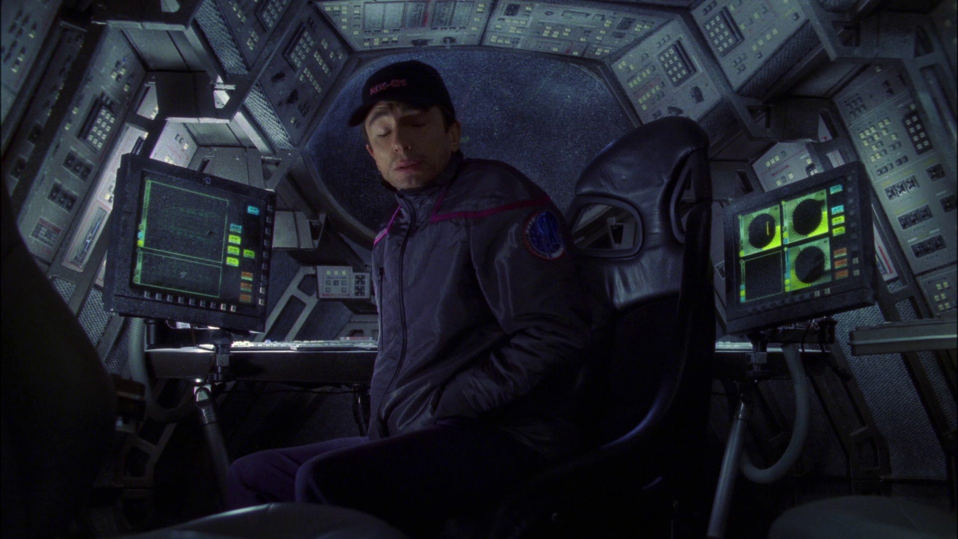 extant_StarTrek_ENT_1x16-ShuttlepodOne_2235.jpg