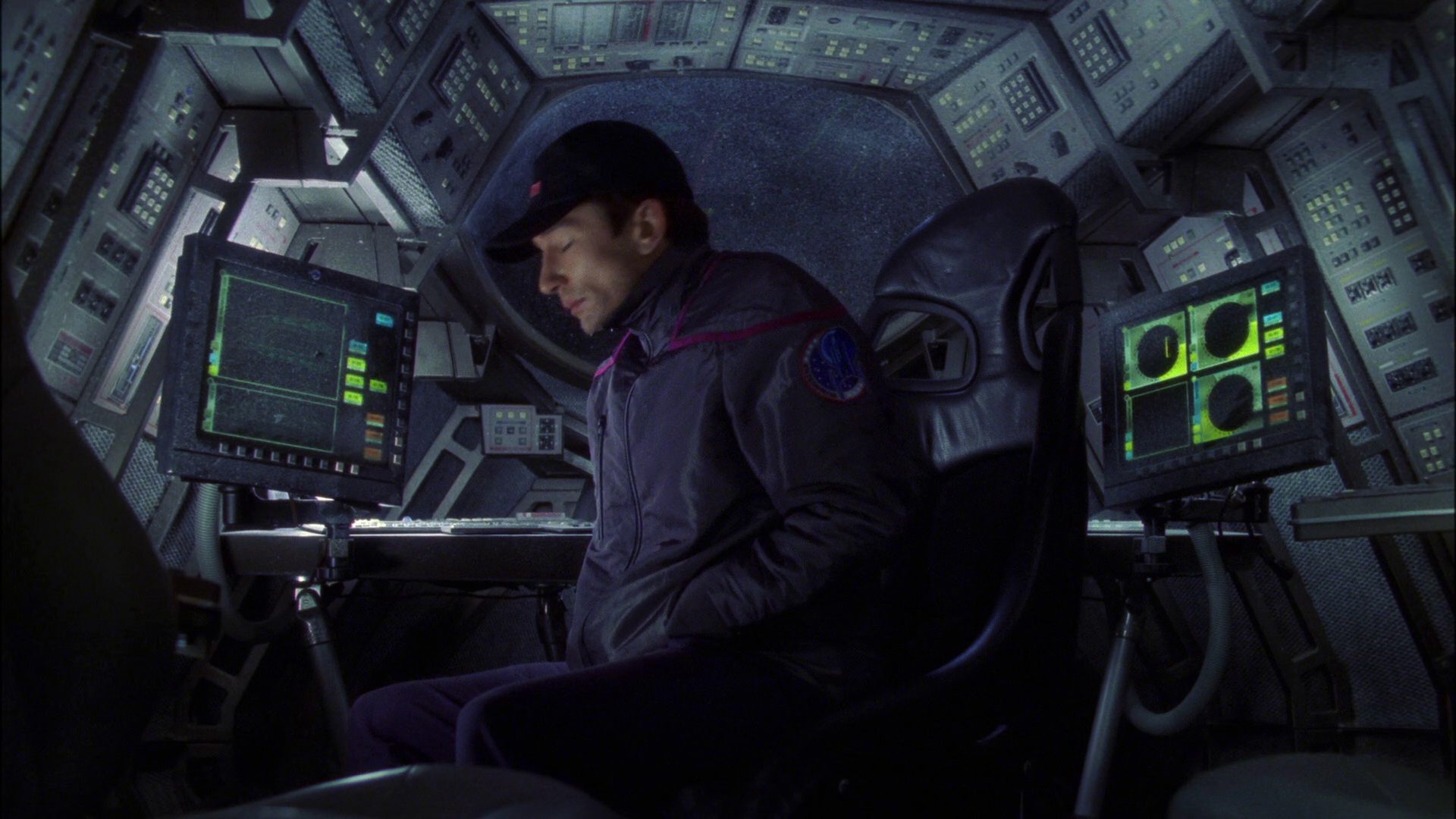 extant_StarTrek_ENT_1x16-ShuttlepodOne_2238.jpg