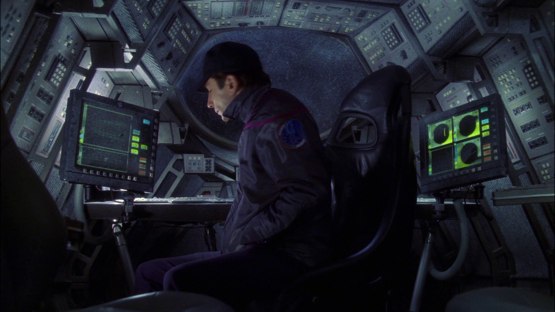 extant_StarTrek_ENT_1x16-ShuttlepodOne_2242.jpg