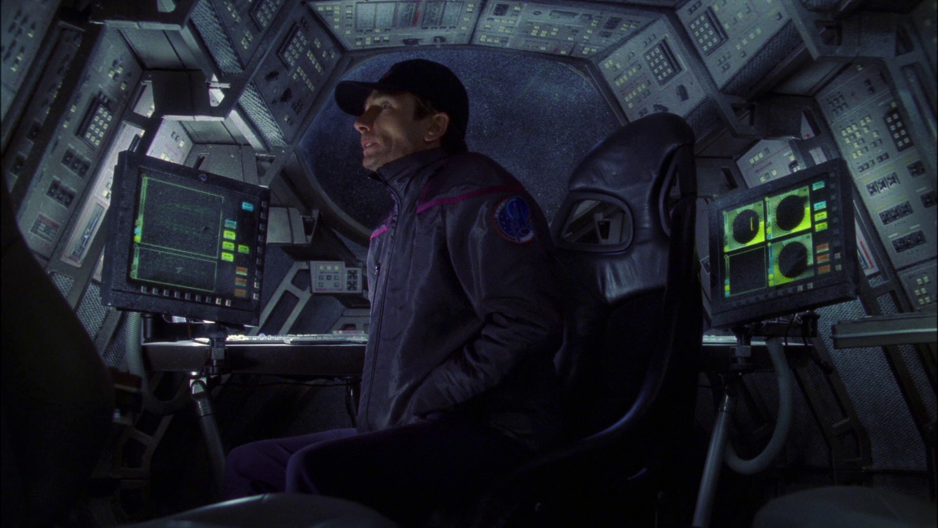 extant_StarTrek_ENT_1x16-ShuttlepodOne_2244.jpg