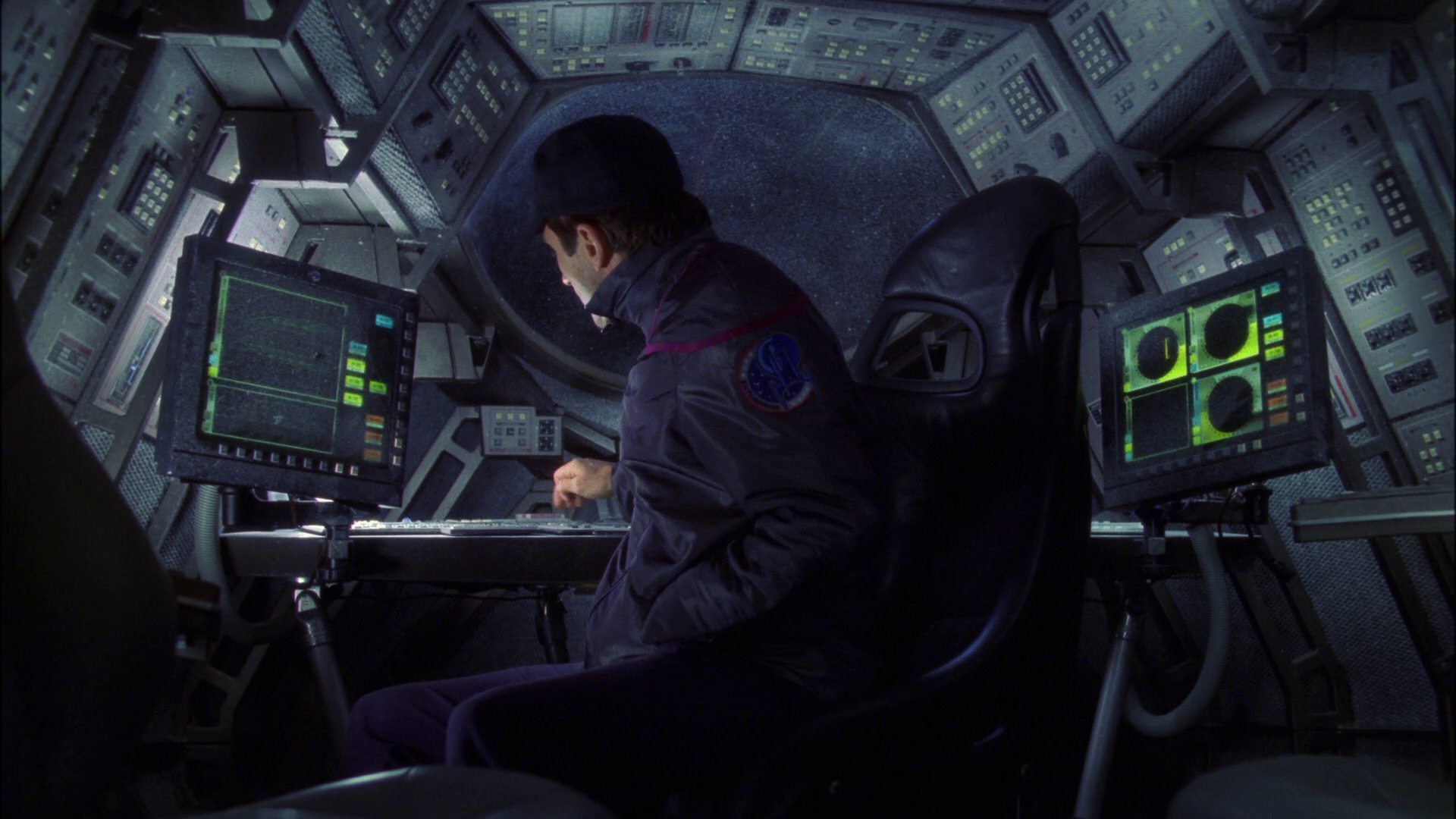 extant_StarTrek_ENT_1x16-ShuttlepodOne_2255.jpg