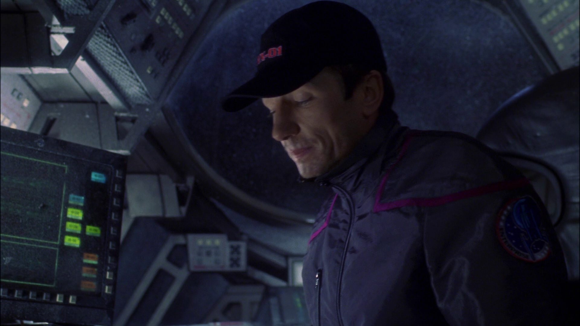extant_StarTrek_ENT_1x16-ShuttlepodOne_2311.jpg
