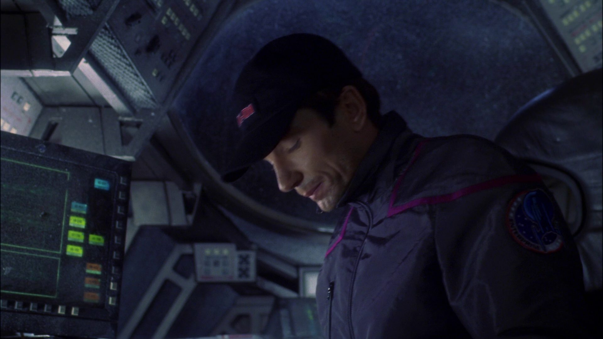 extant_StarTrek_ENT_1x16-ShuttlepodOne_2312.jpg