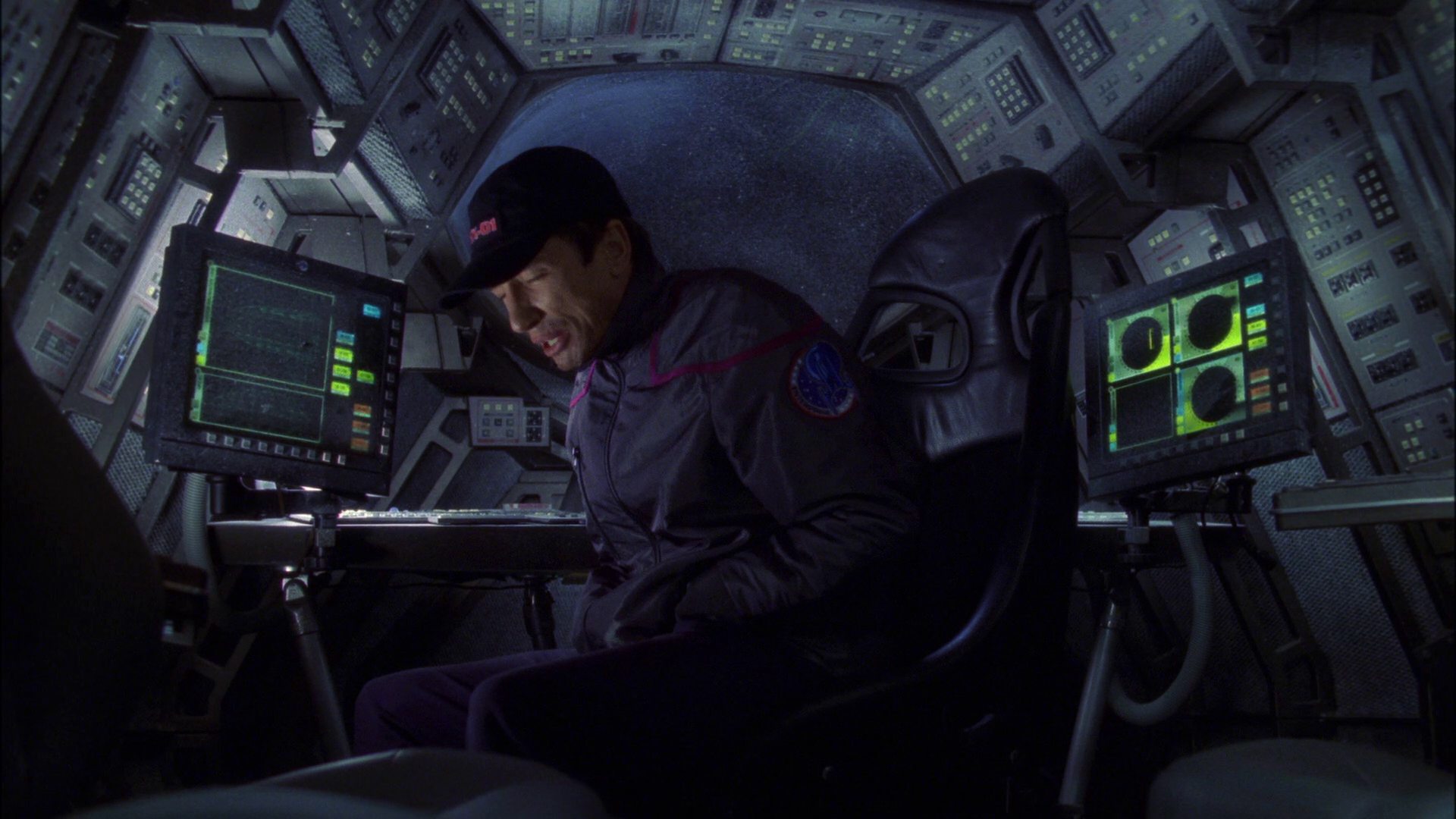 extant_StarTrek_ENT_1x16-ShuttlepodOne_2352.jpg