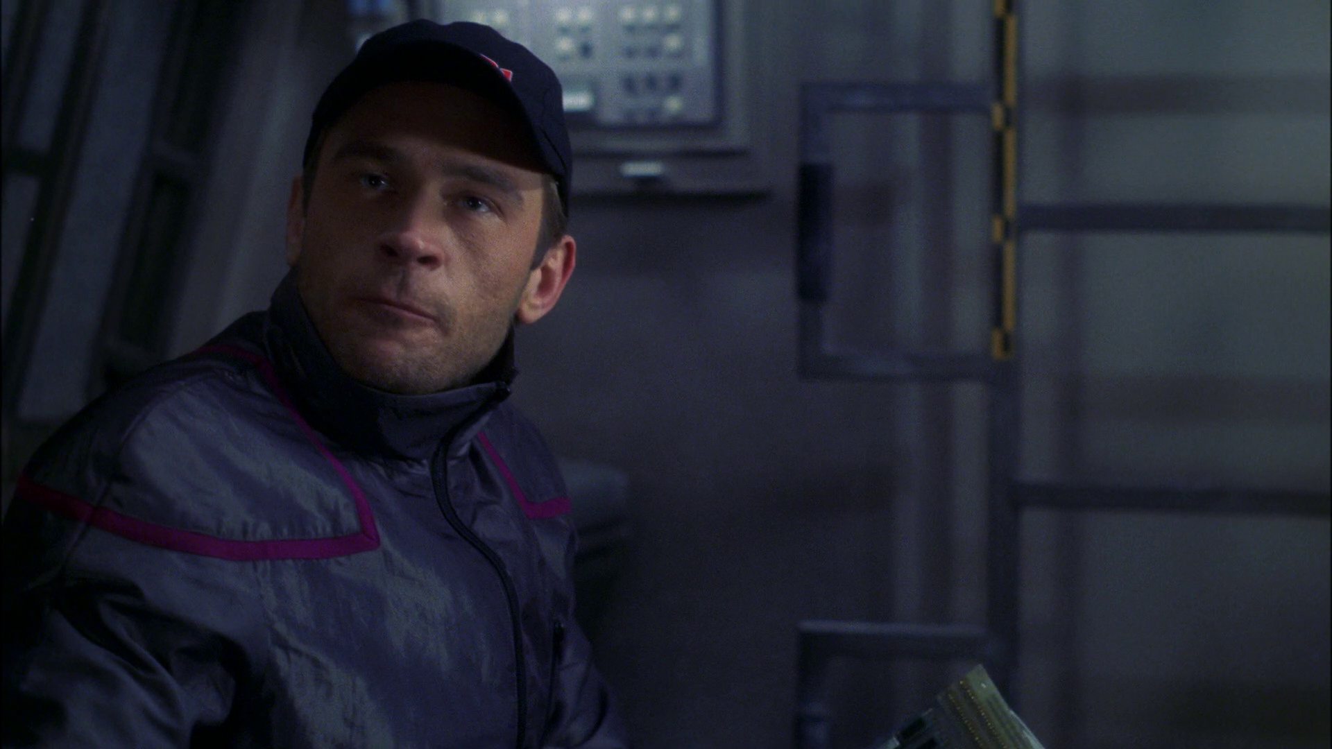 extant_StarTrek_ENT_1x16-ShuttlepodOne_2367.jpg
