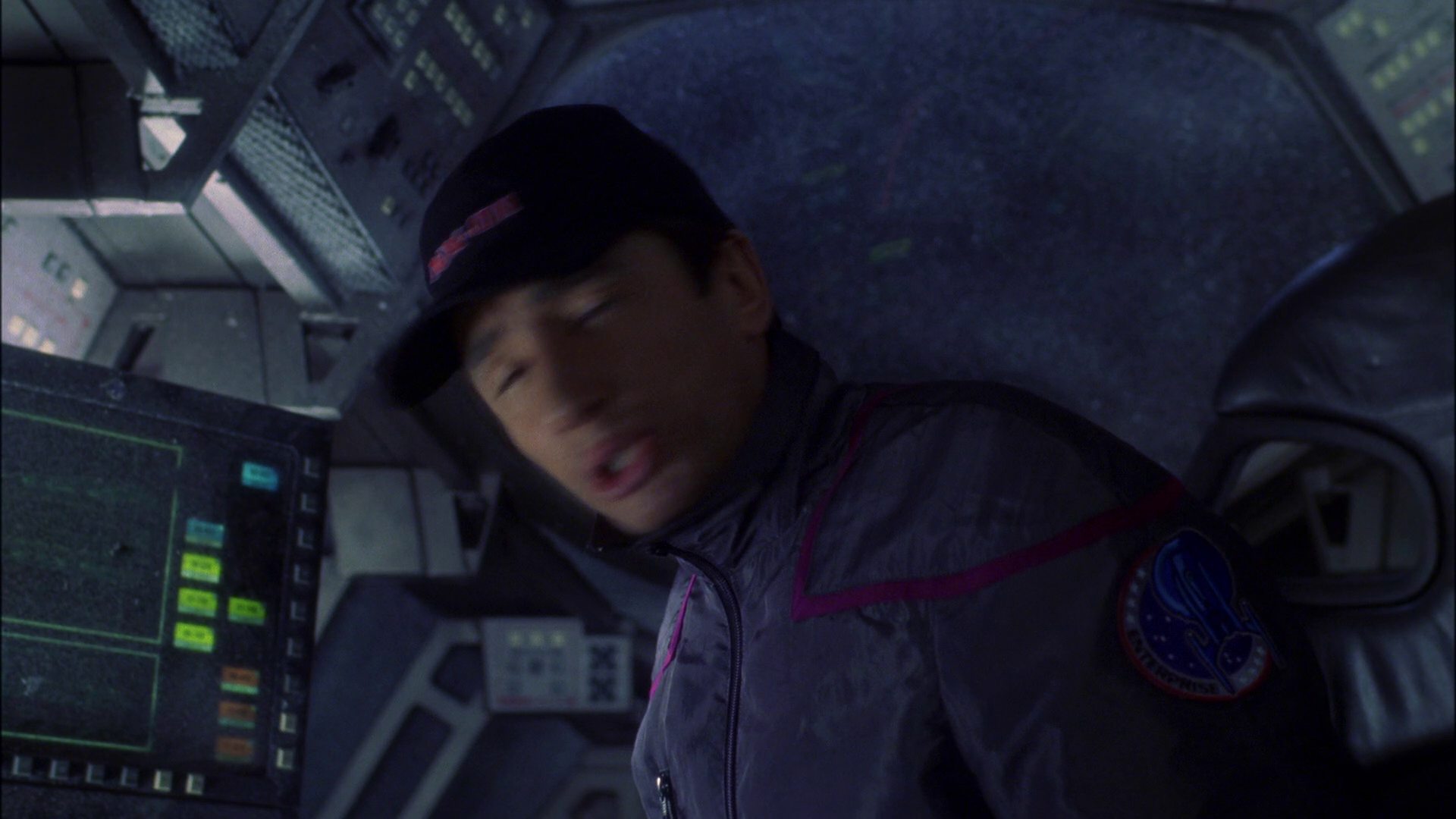 extant_StarTrek_ENT_1x16-ShuttlepodOne_2370.jpg