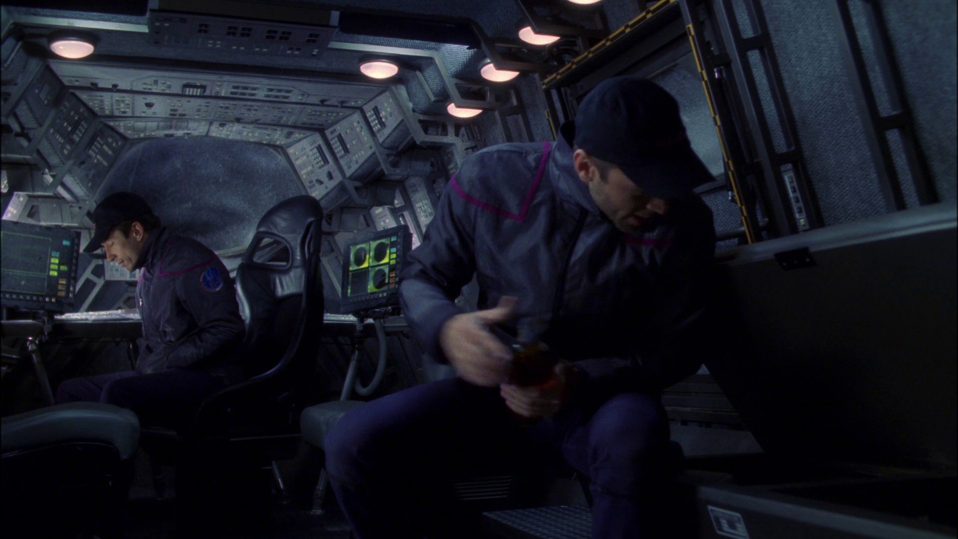 extant_StarTrek_ENT_1x16-ShuttlepodOne_2422.jpg