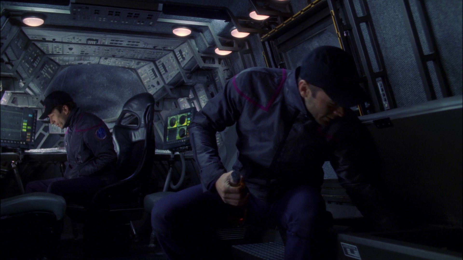 extant_StarTrek_ENT_1x16-ShuttlepodOne_2424.jpg